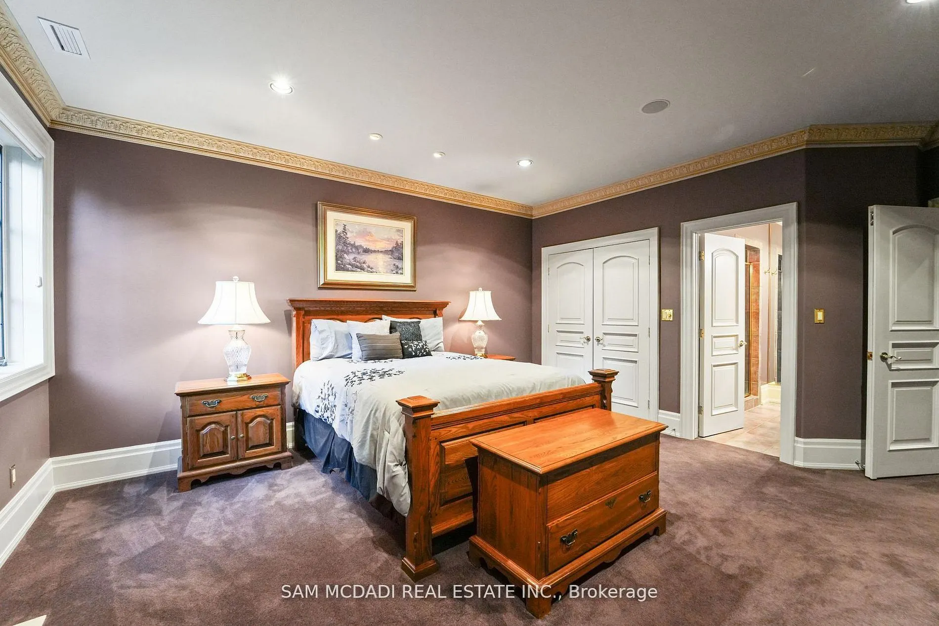 10140 Pineview Trail