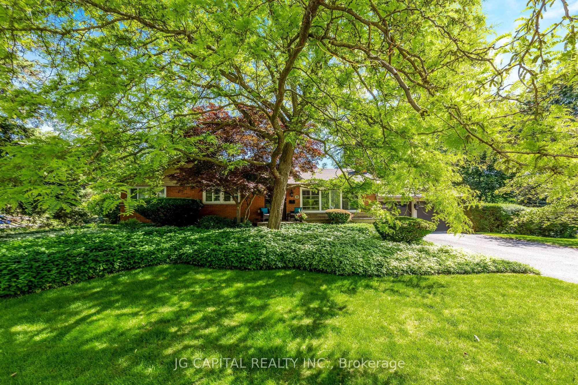 319 South Court