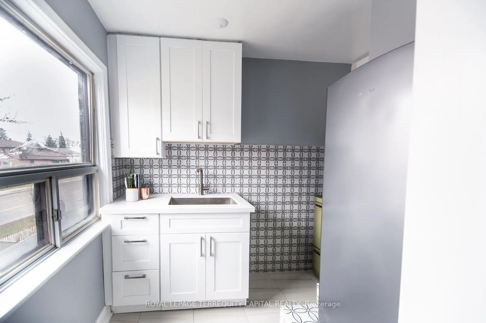 1010 Caledonia Road #Upper