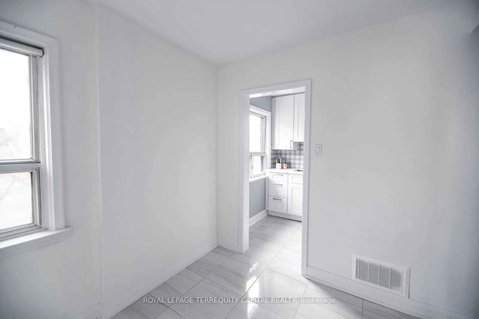 1010 Caledonia Road #Upper