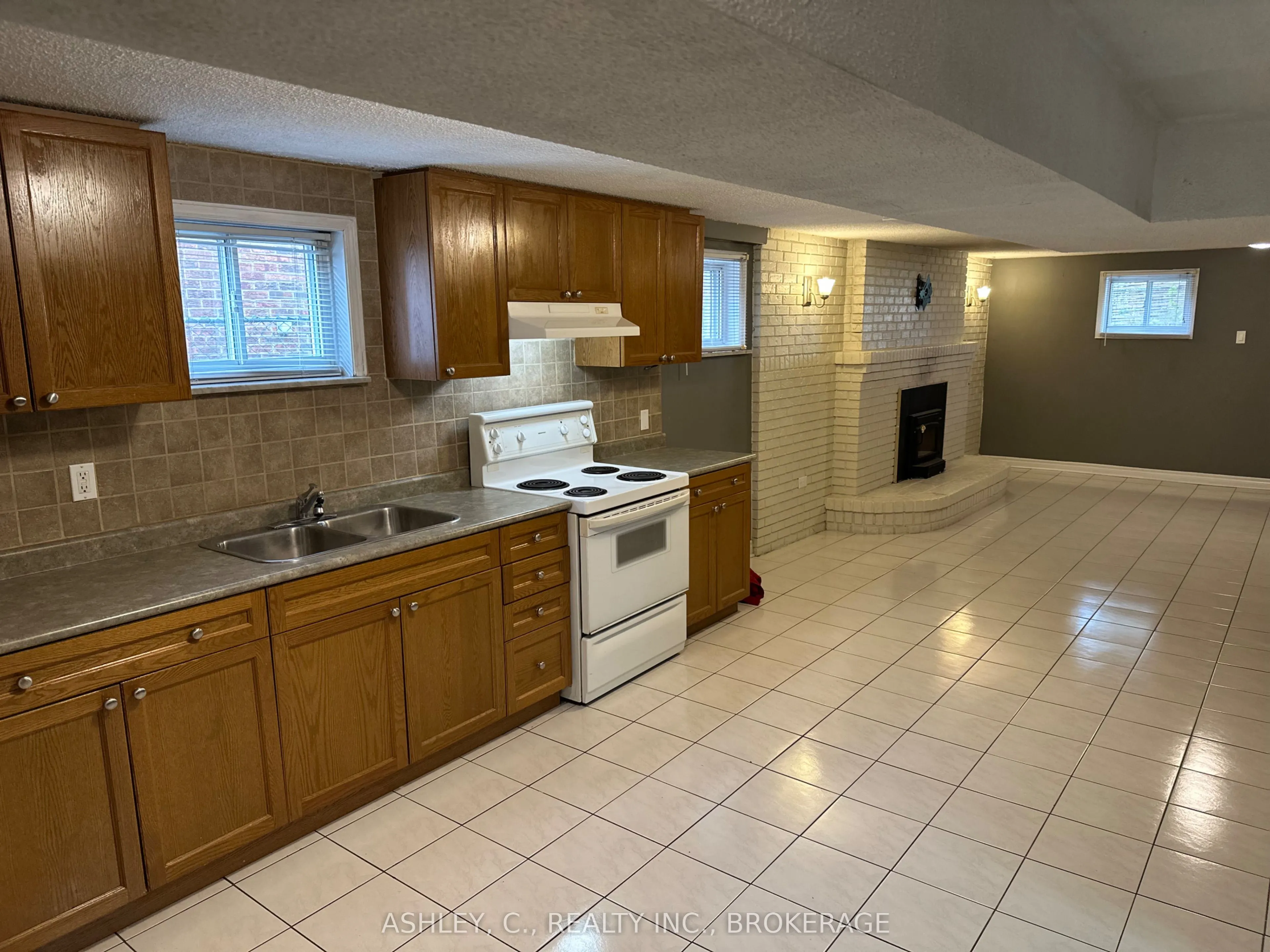2546 Palisander Avenue #BSMT