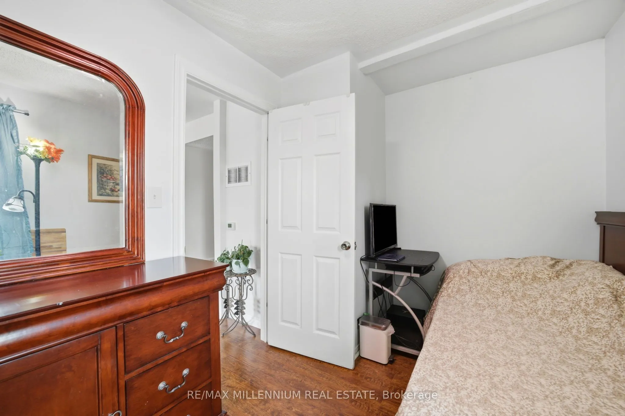 115 Bristol Road E #24