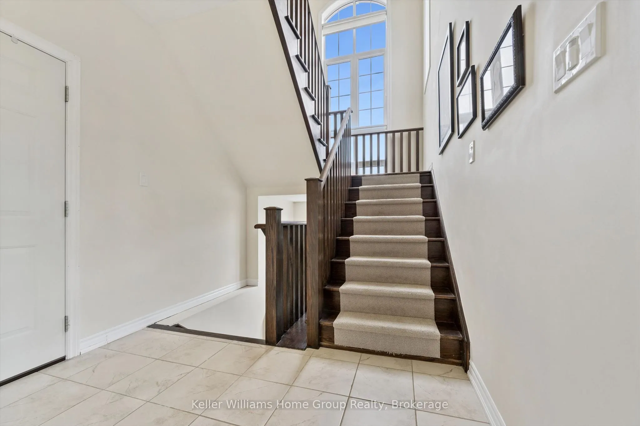 61 Ridgegate Crescent