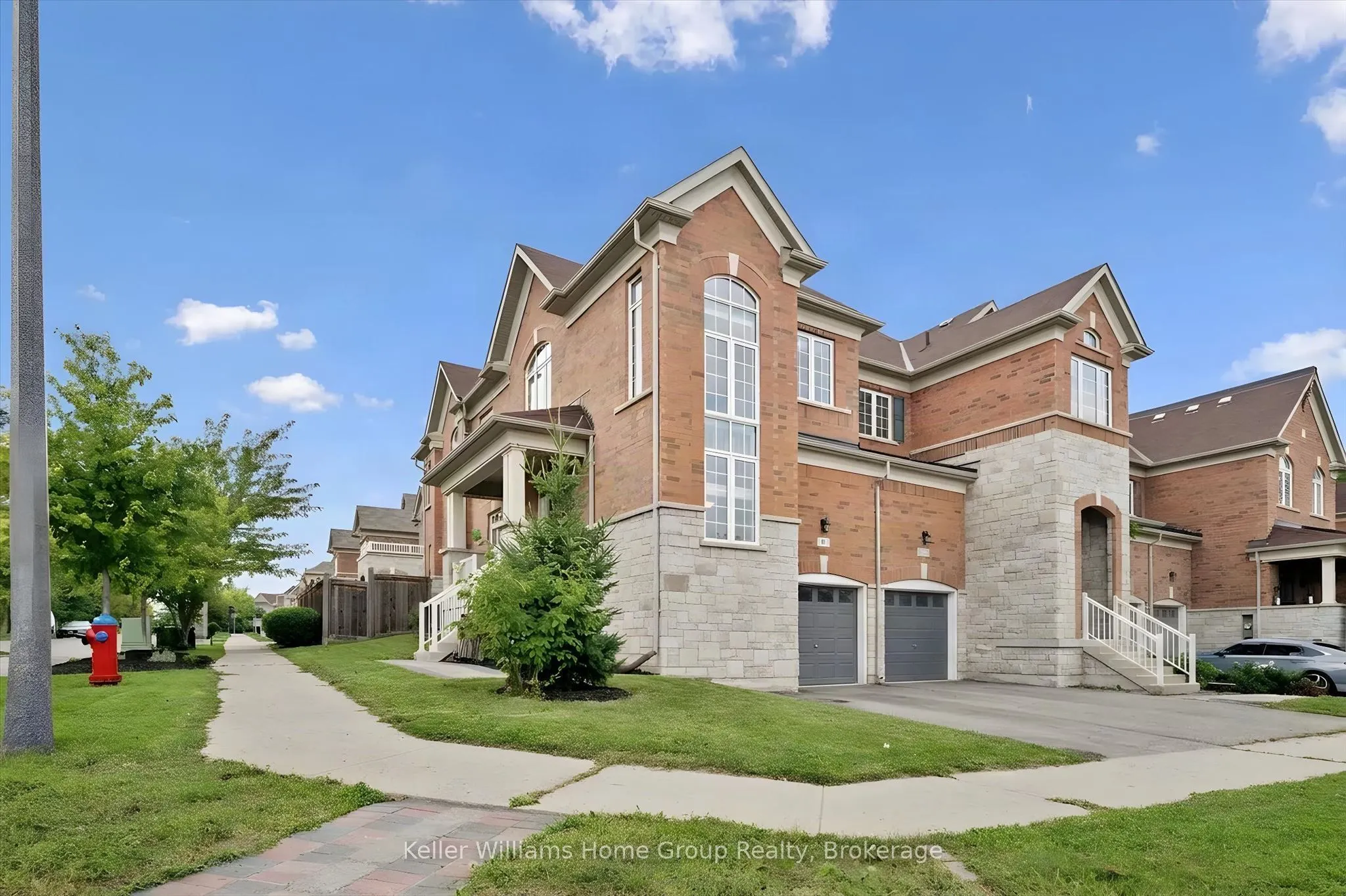 61 Ridgegate Crescent