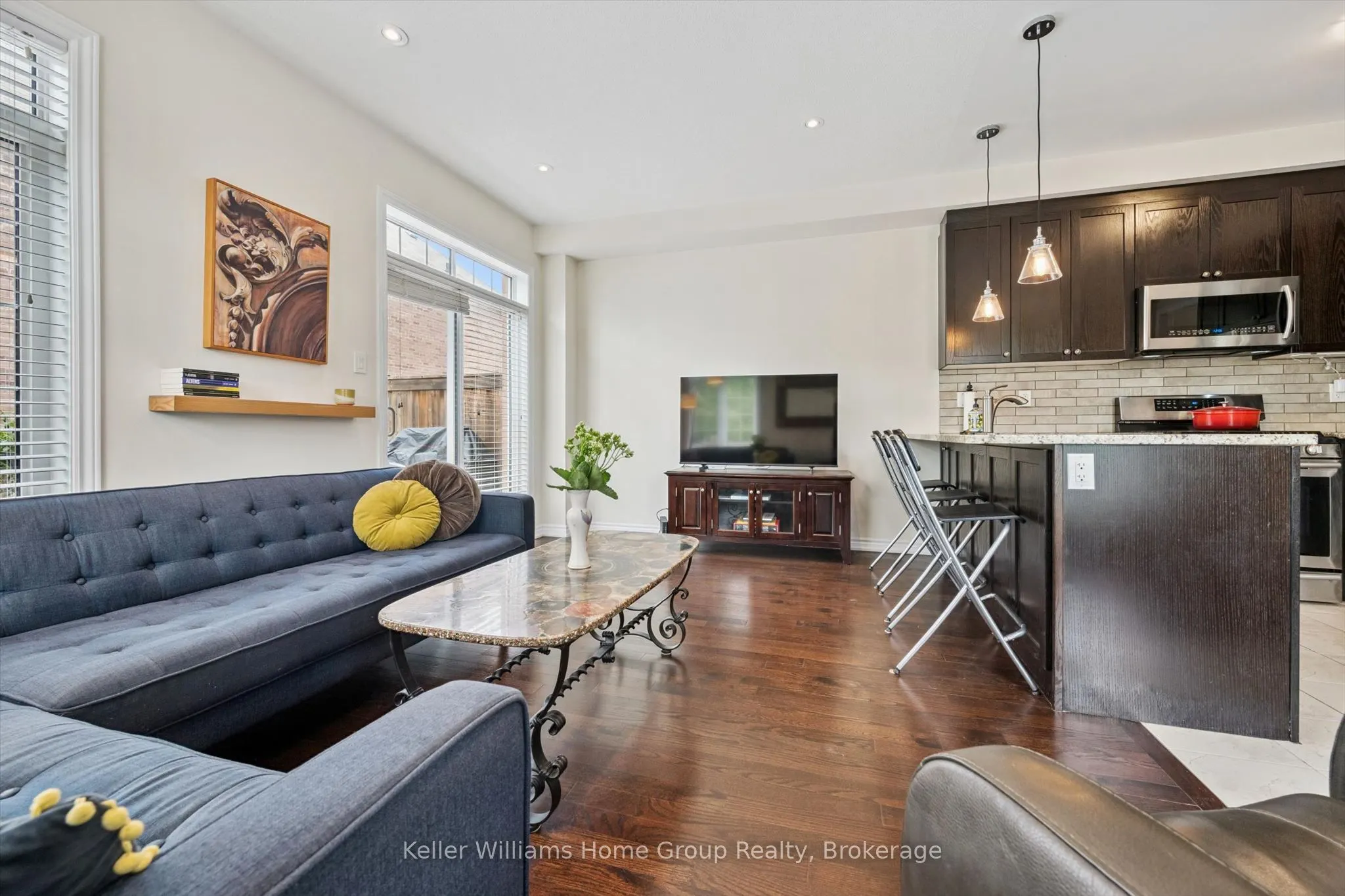 61 Ridgegate Crescent