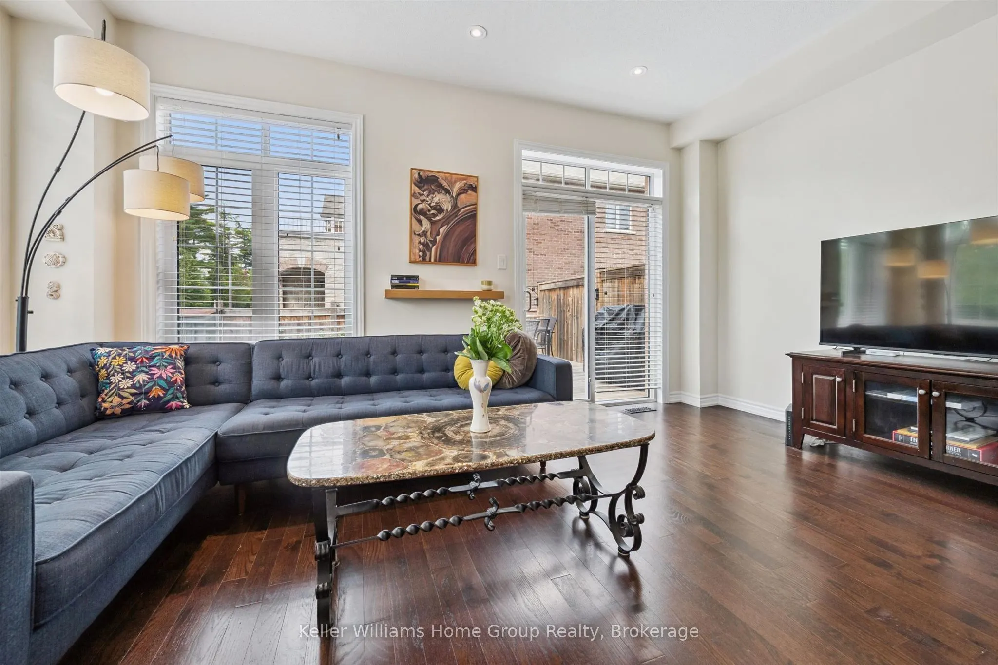 61 Ridgegate Crescent