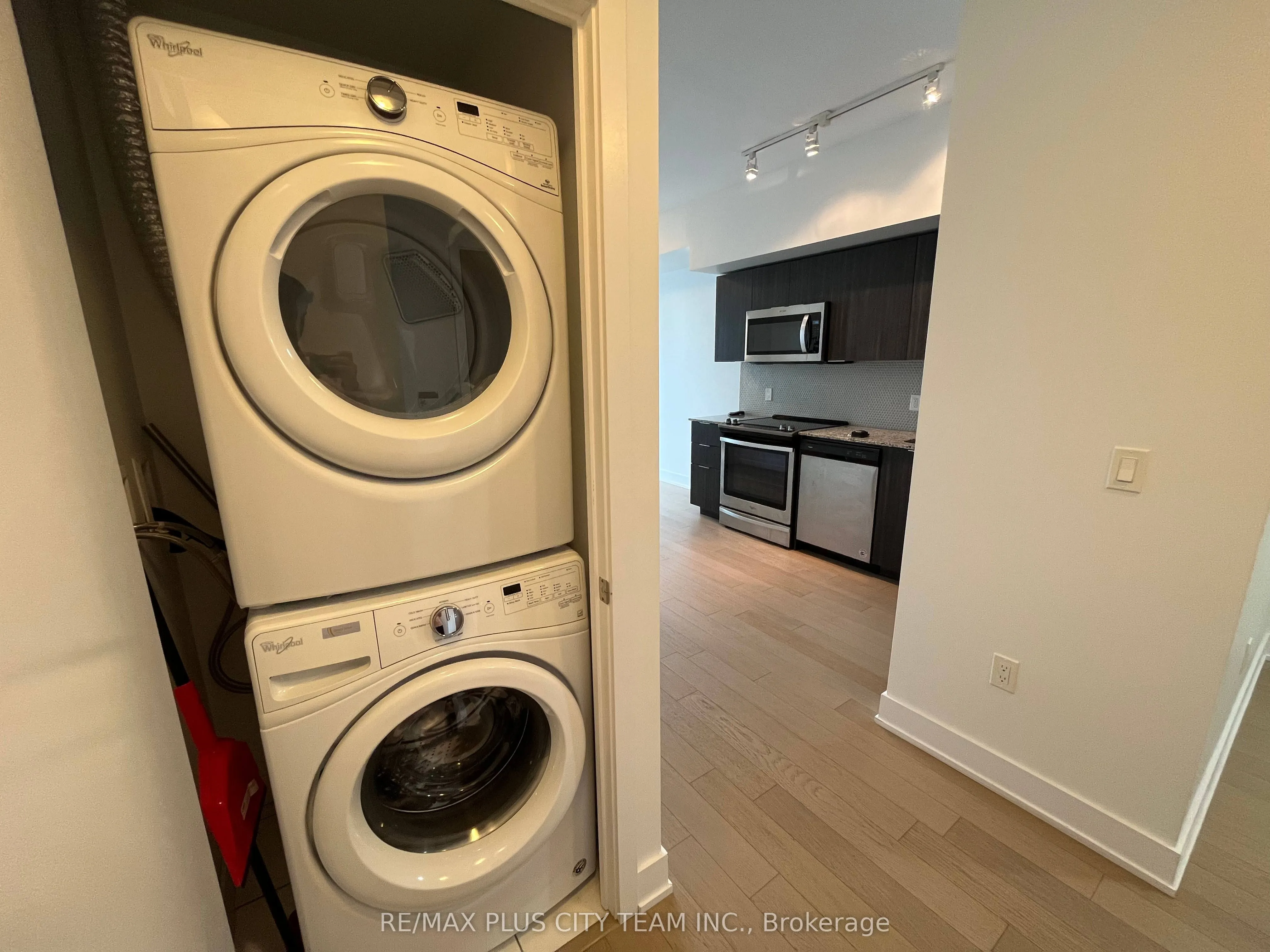 20 Shore Breeze Drive #2603