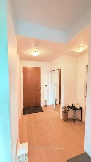 20 Shore Breeze Drive #2603