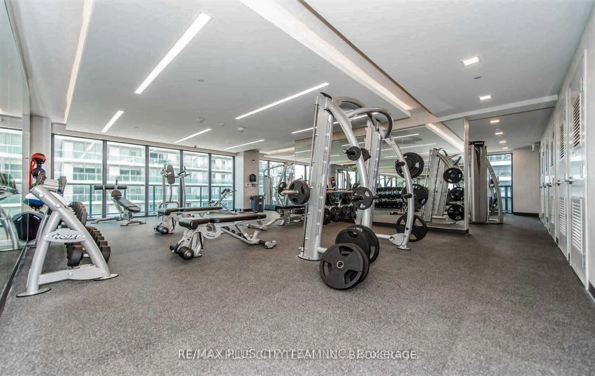 20 Shore Breeze Drive #2603