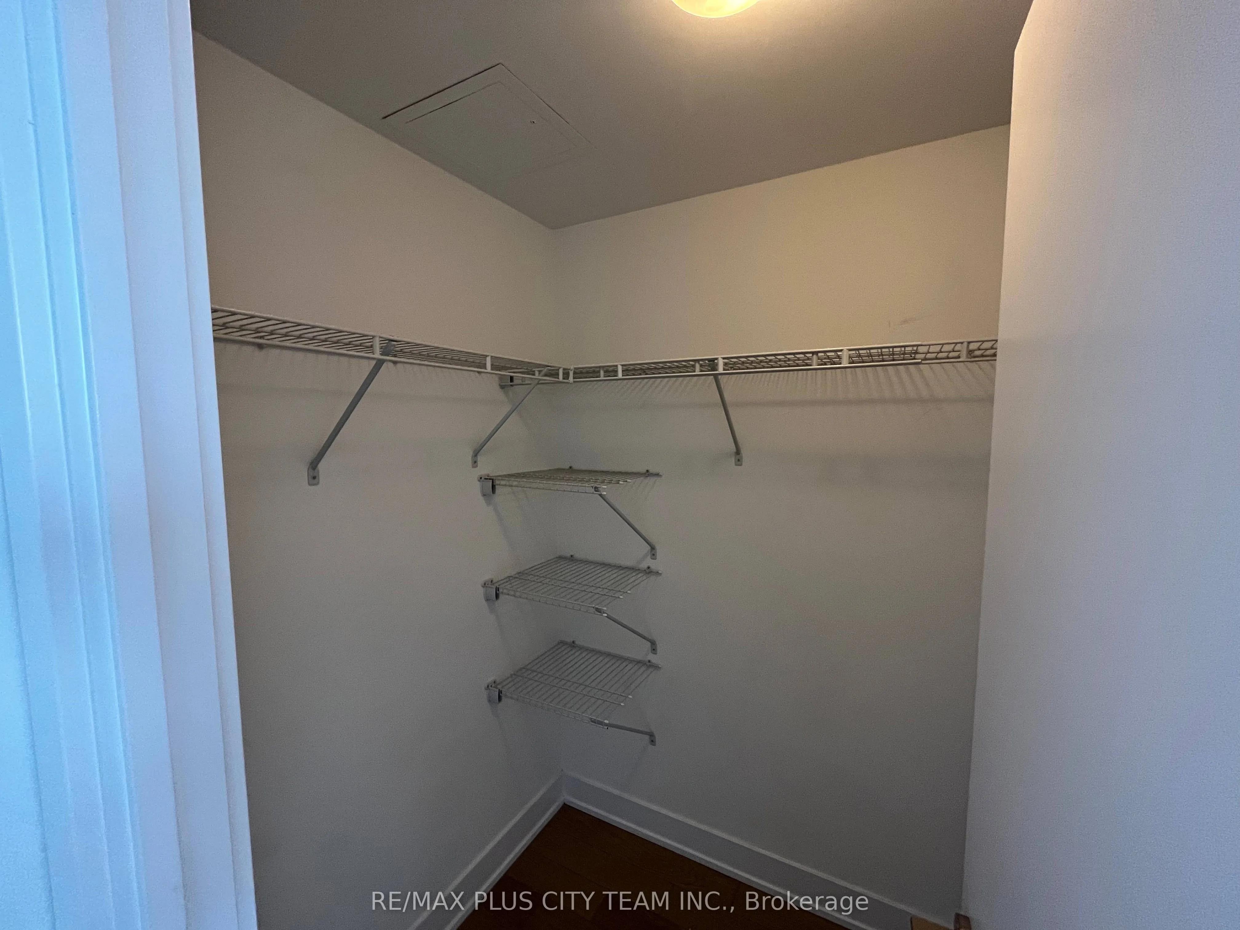 20 Shore Breeze Drive #2603