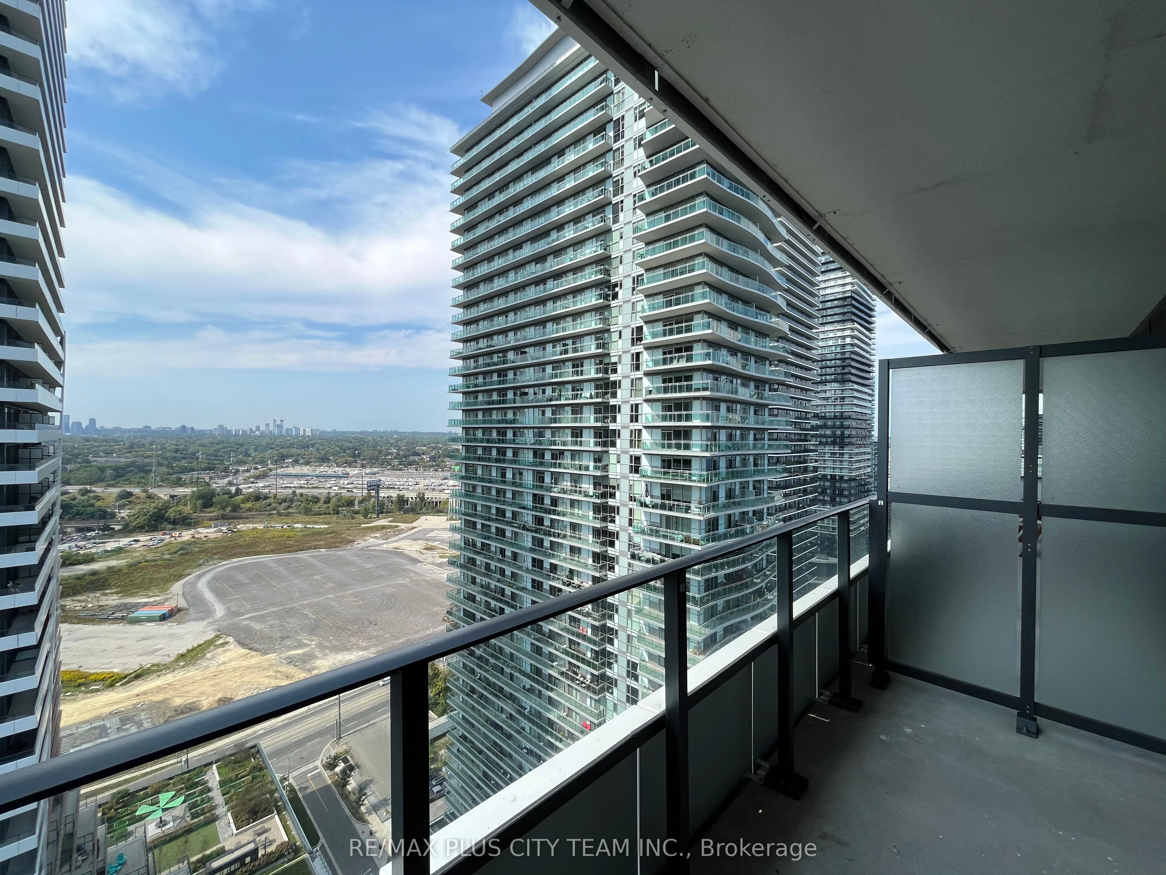 20 Shore Breeze Drive #2603