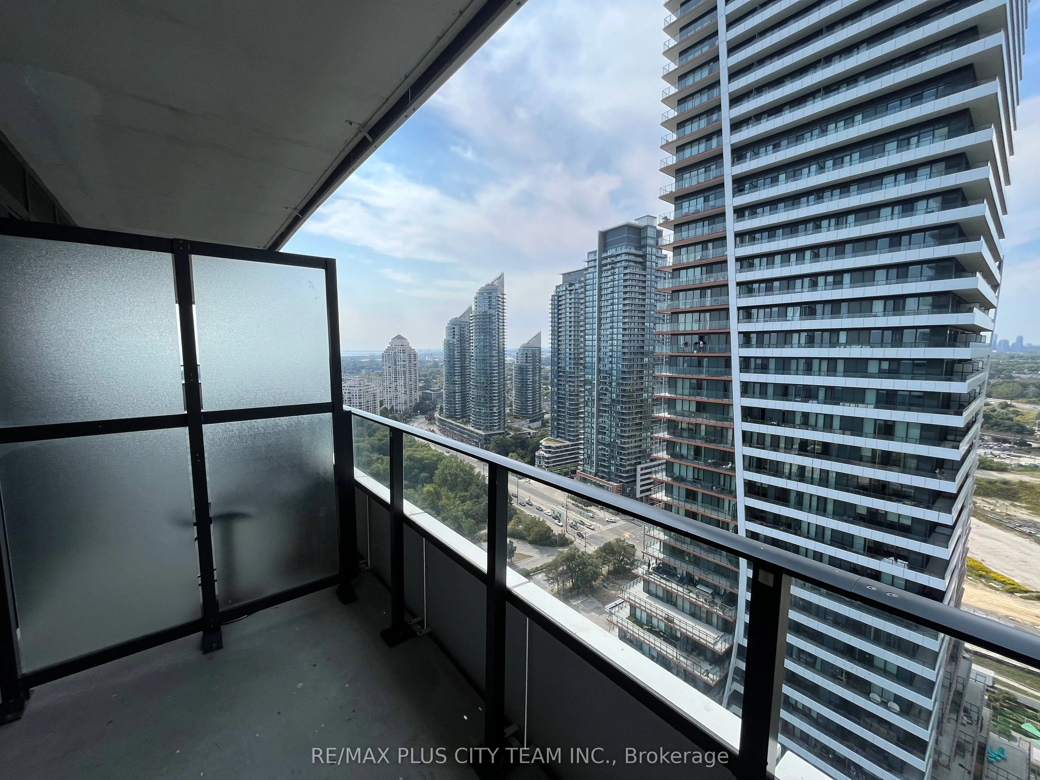 20 Shore Breeze Drive #2603