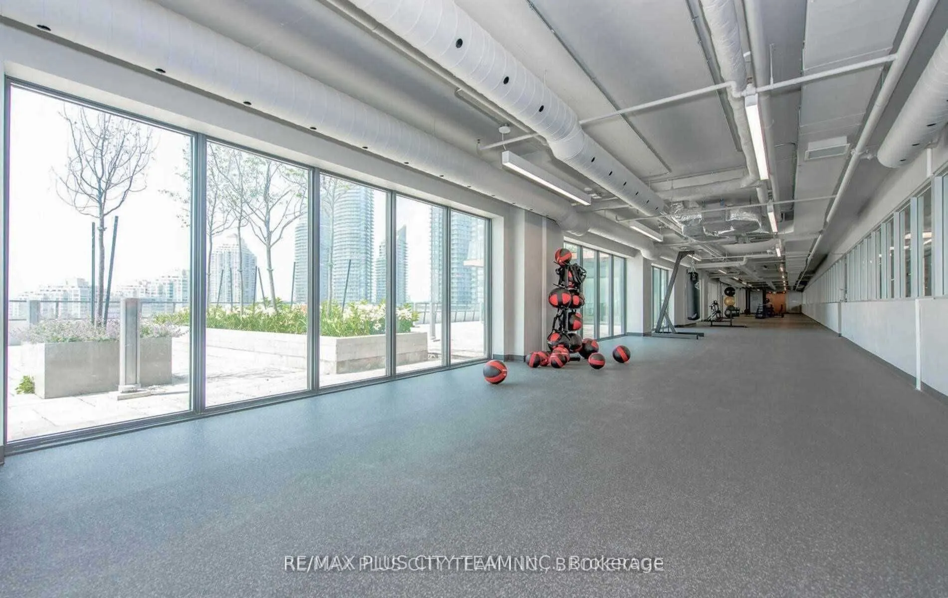 20 Shore Breeze Drive #2603