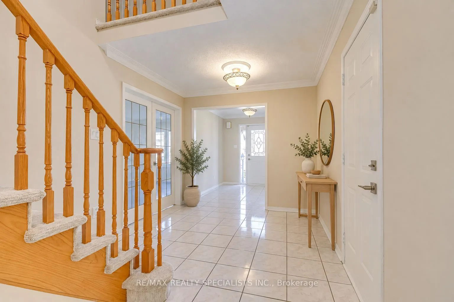 102 Sunforest Drive