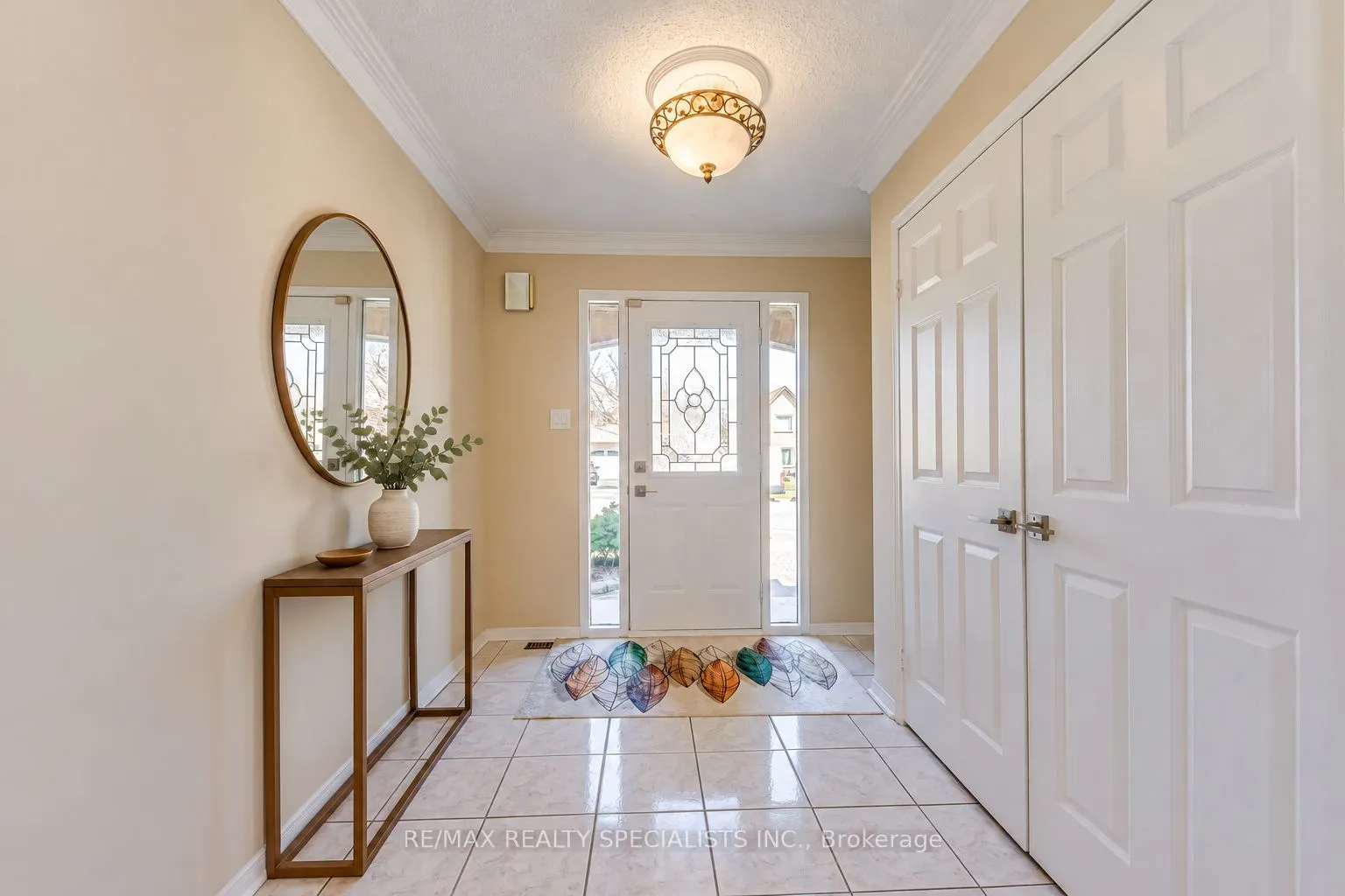 102 Sunforest Drive