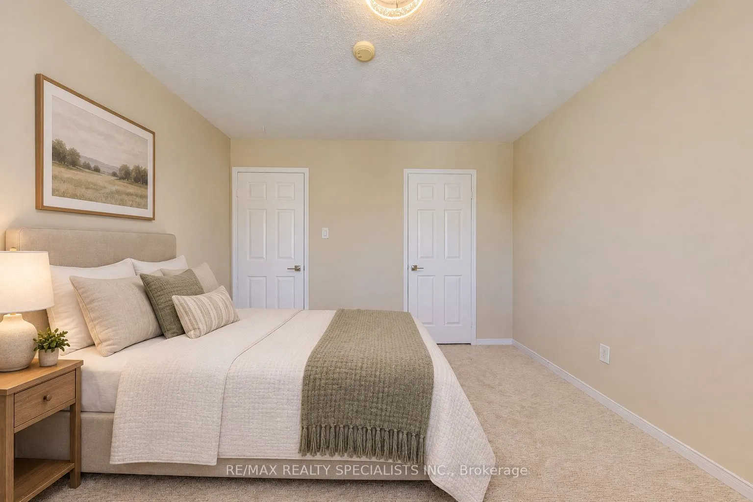 102 Sunforest Drive