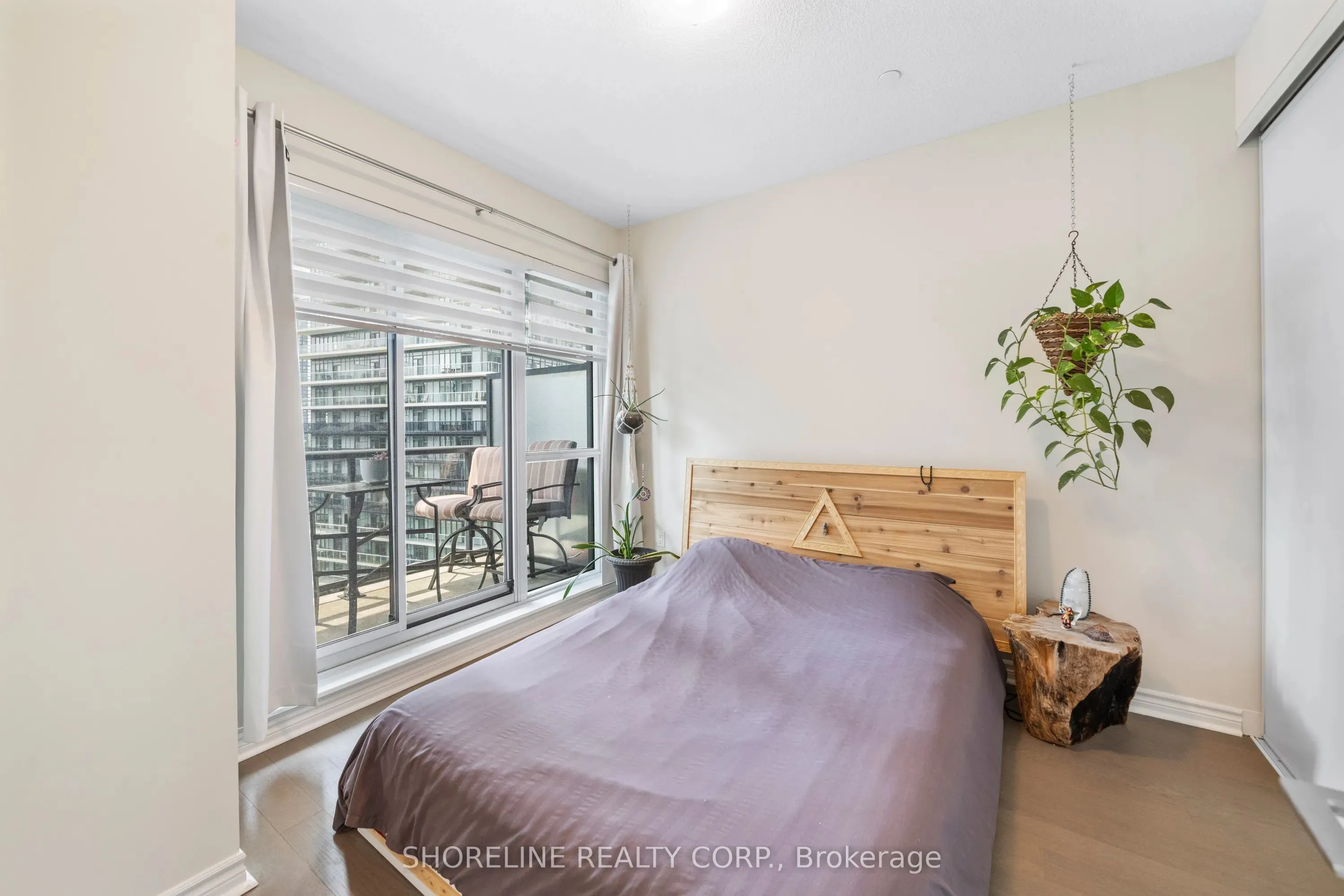 39 Annie Craig Drive #1502