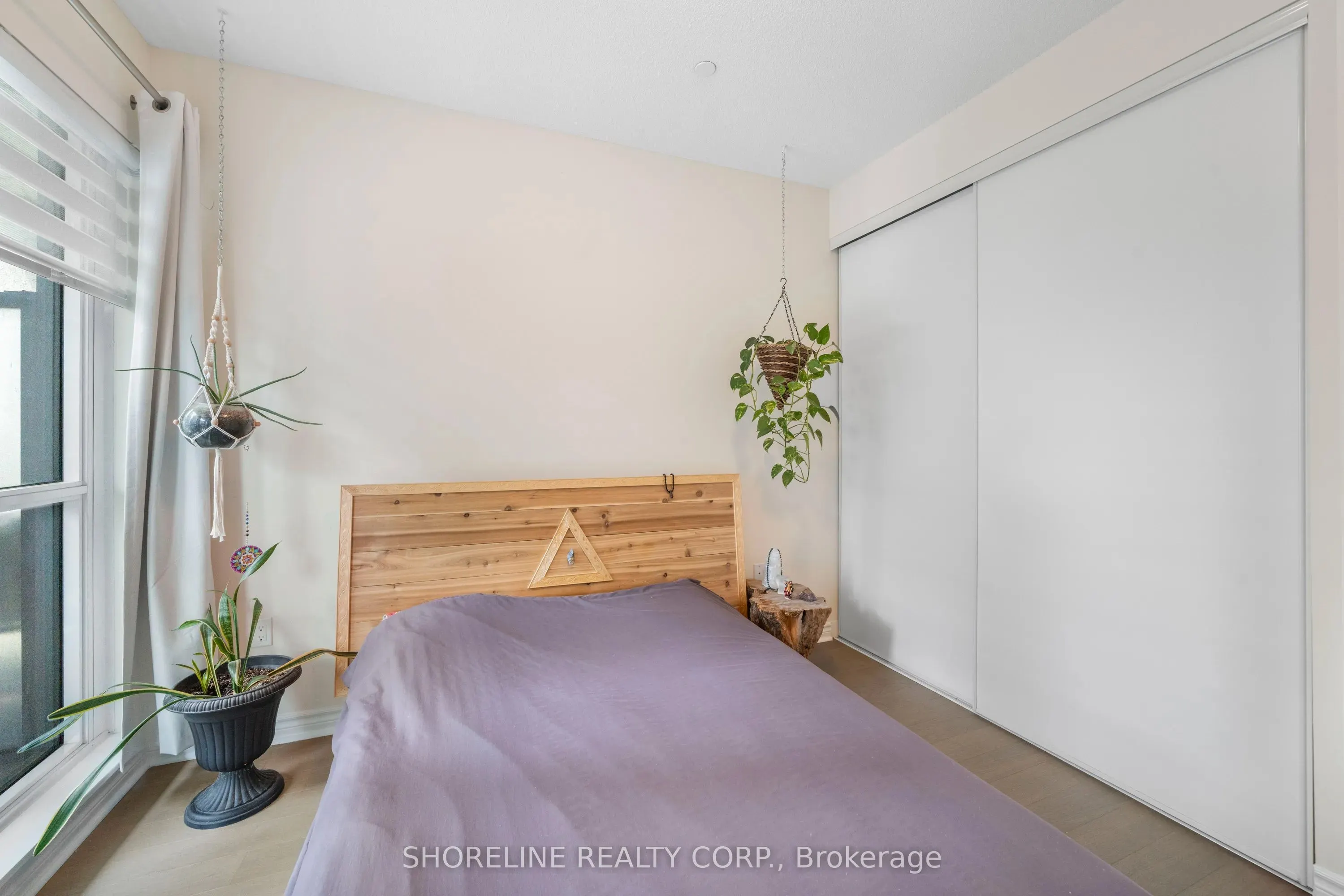 39 Annie Craig Drive #1502