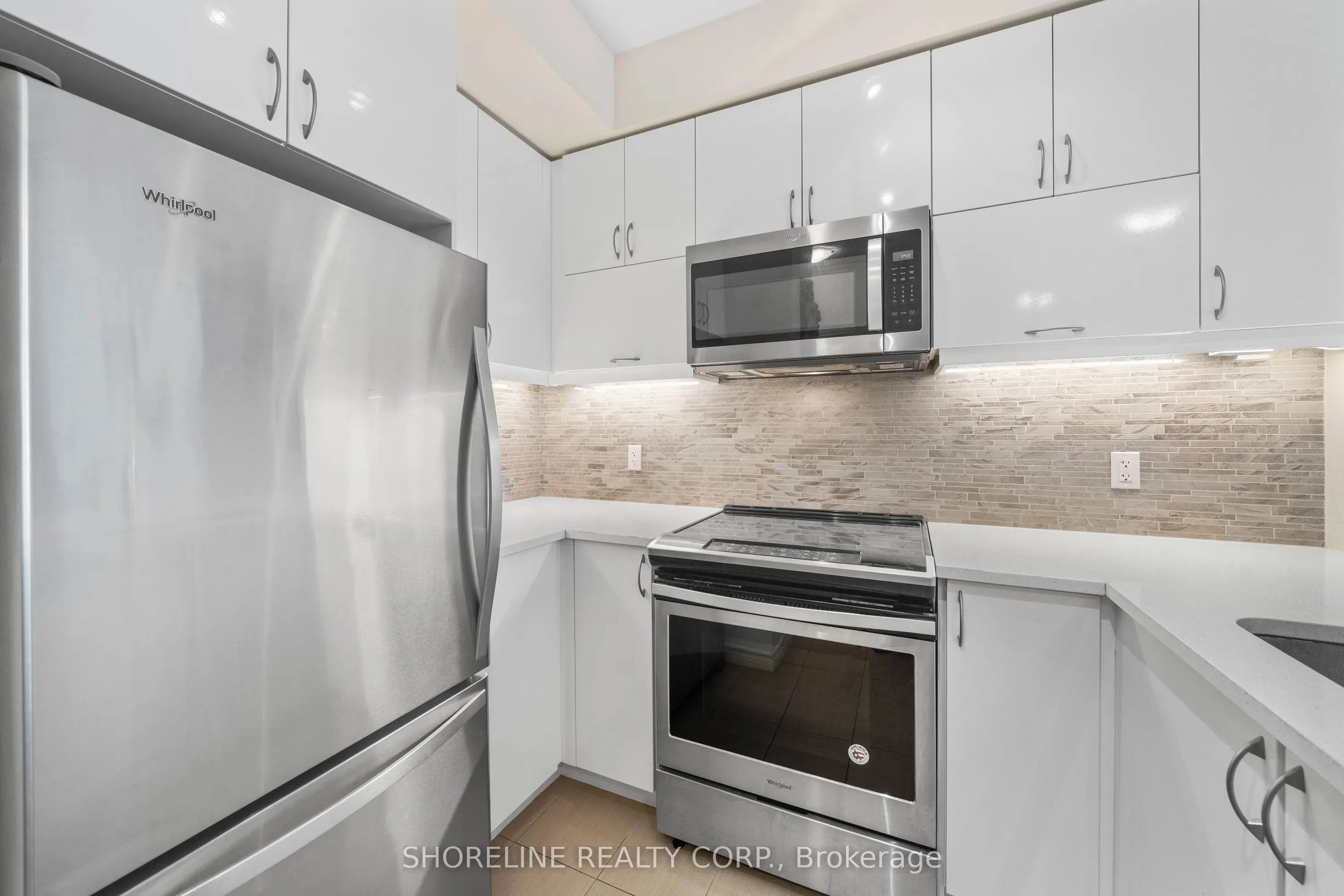 39 Annie Craig Drive #1502