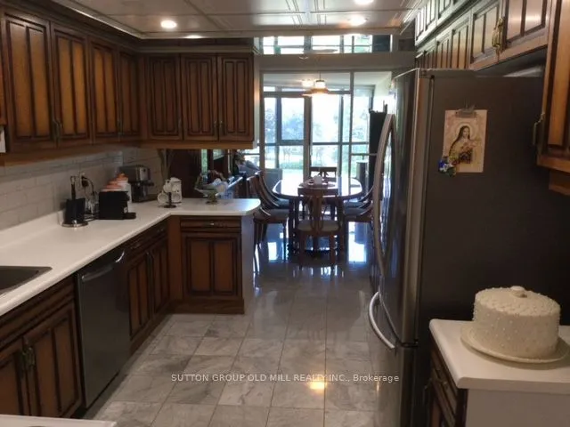 2000 Islington Avenue #412