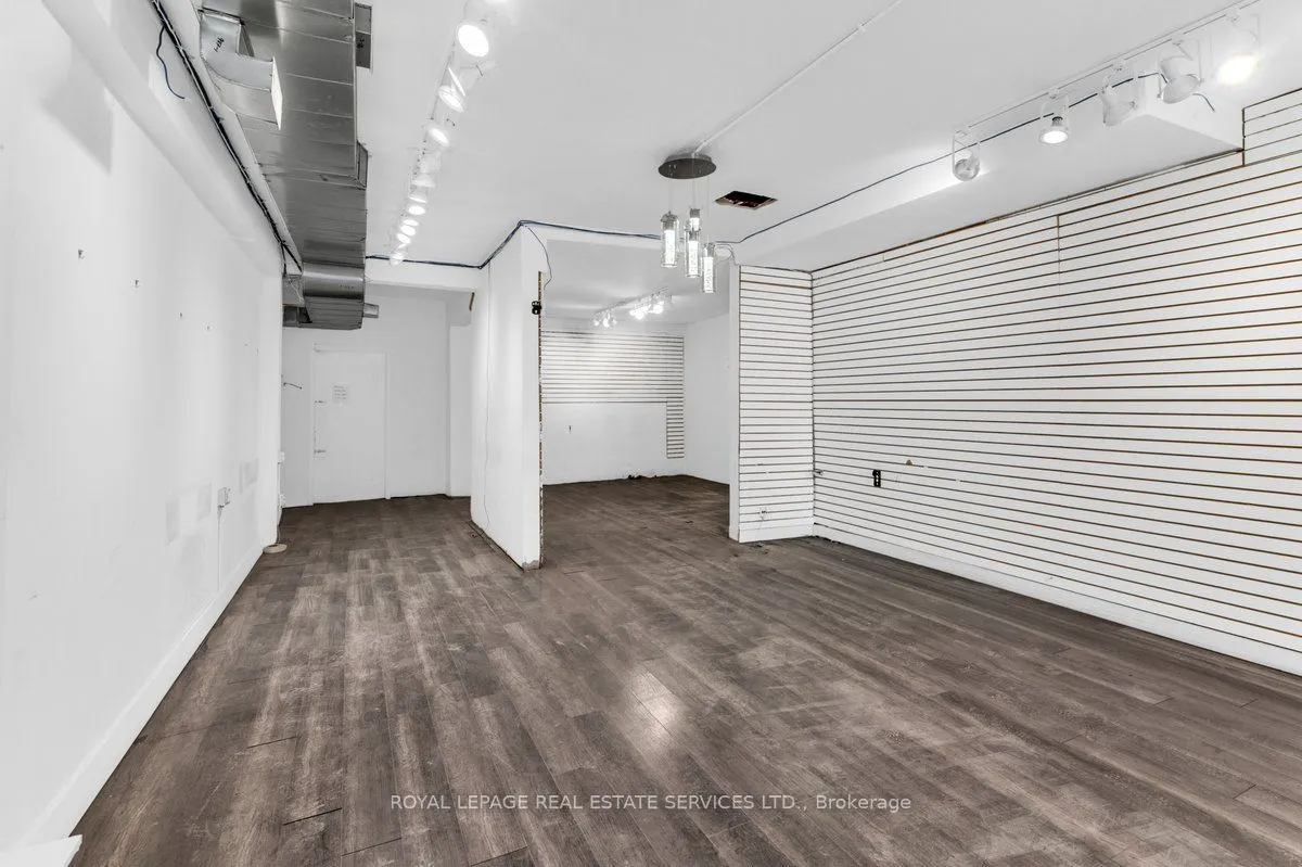 1366 Queen Street W