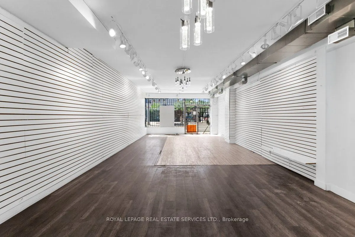 1366 Queen Street W