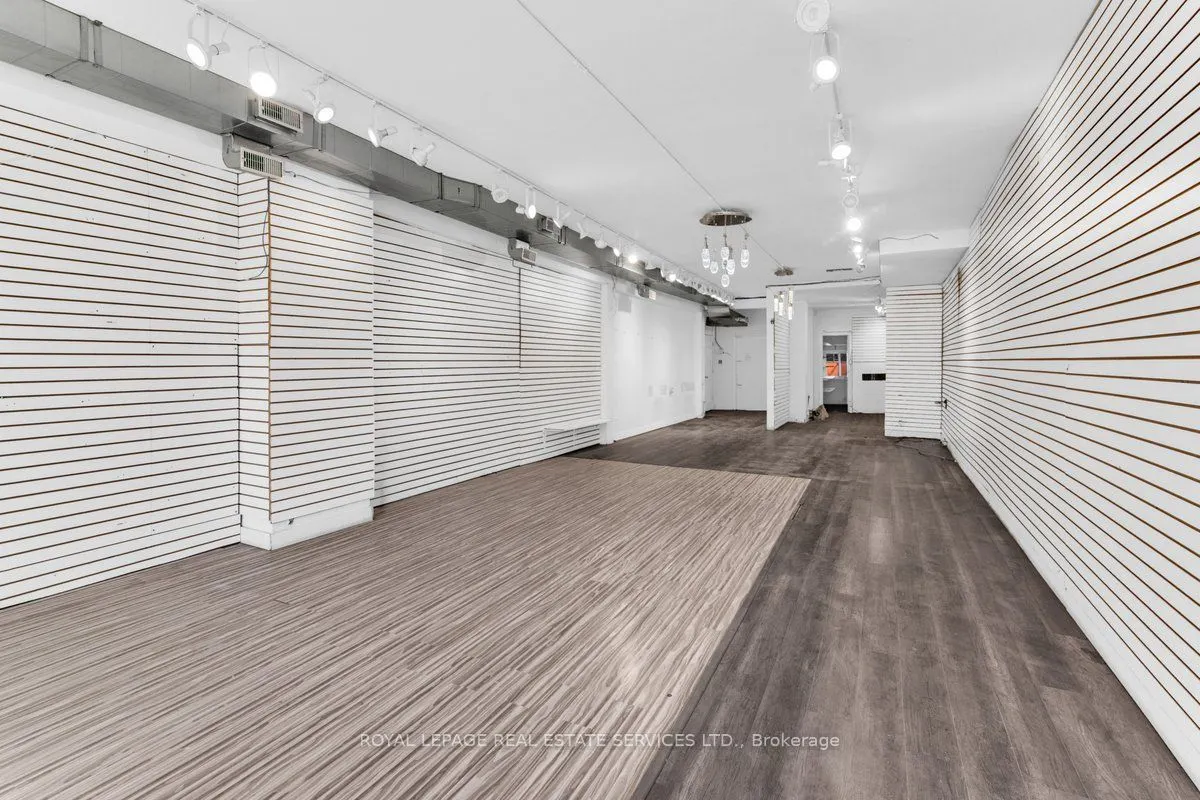 1366 Queen Street W