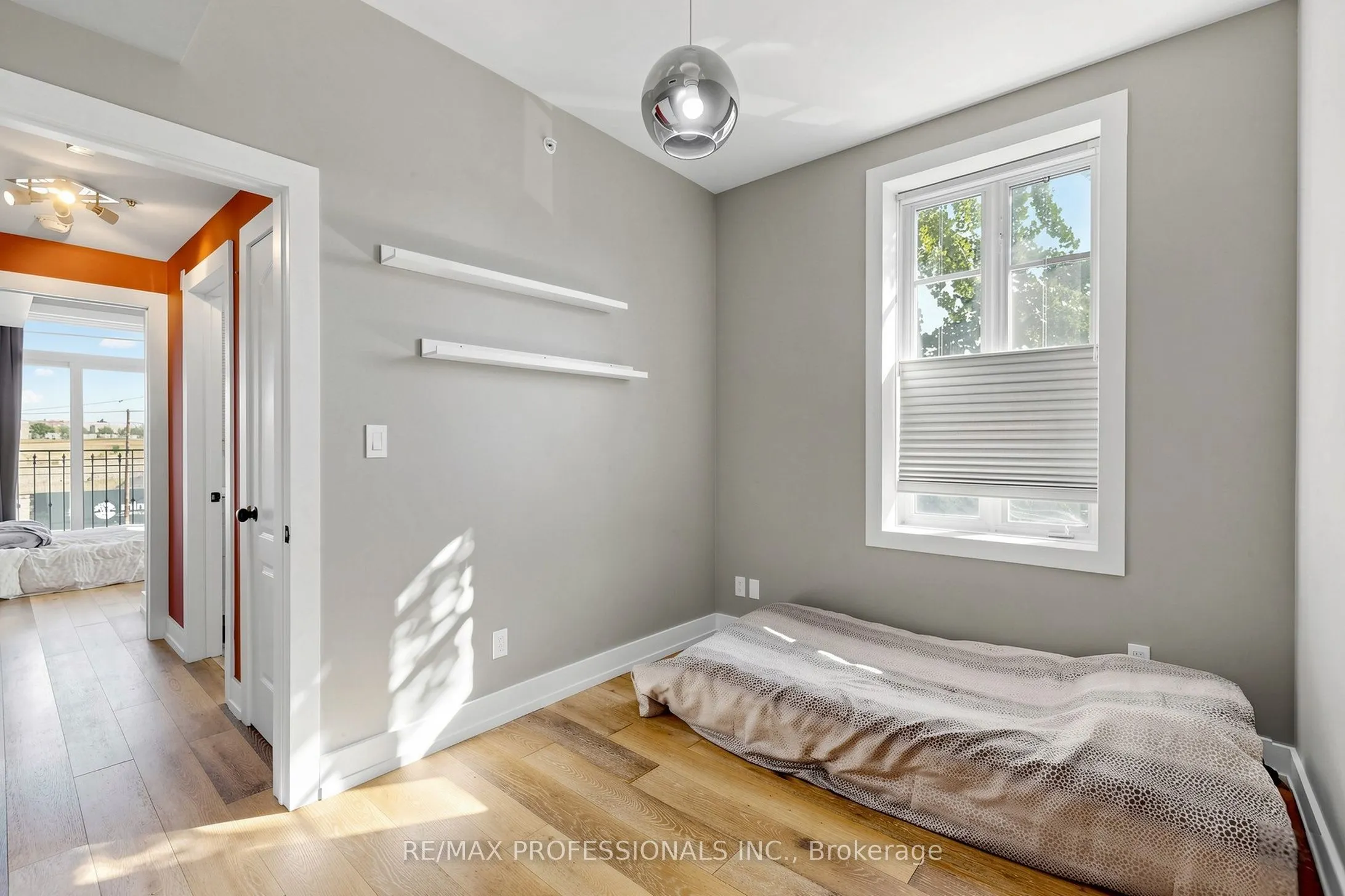 3531 Lake Shore Boulevard W #206