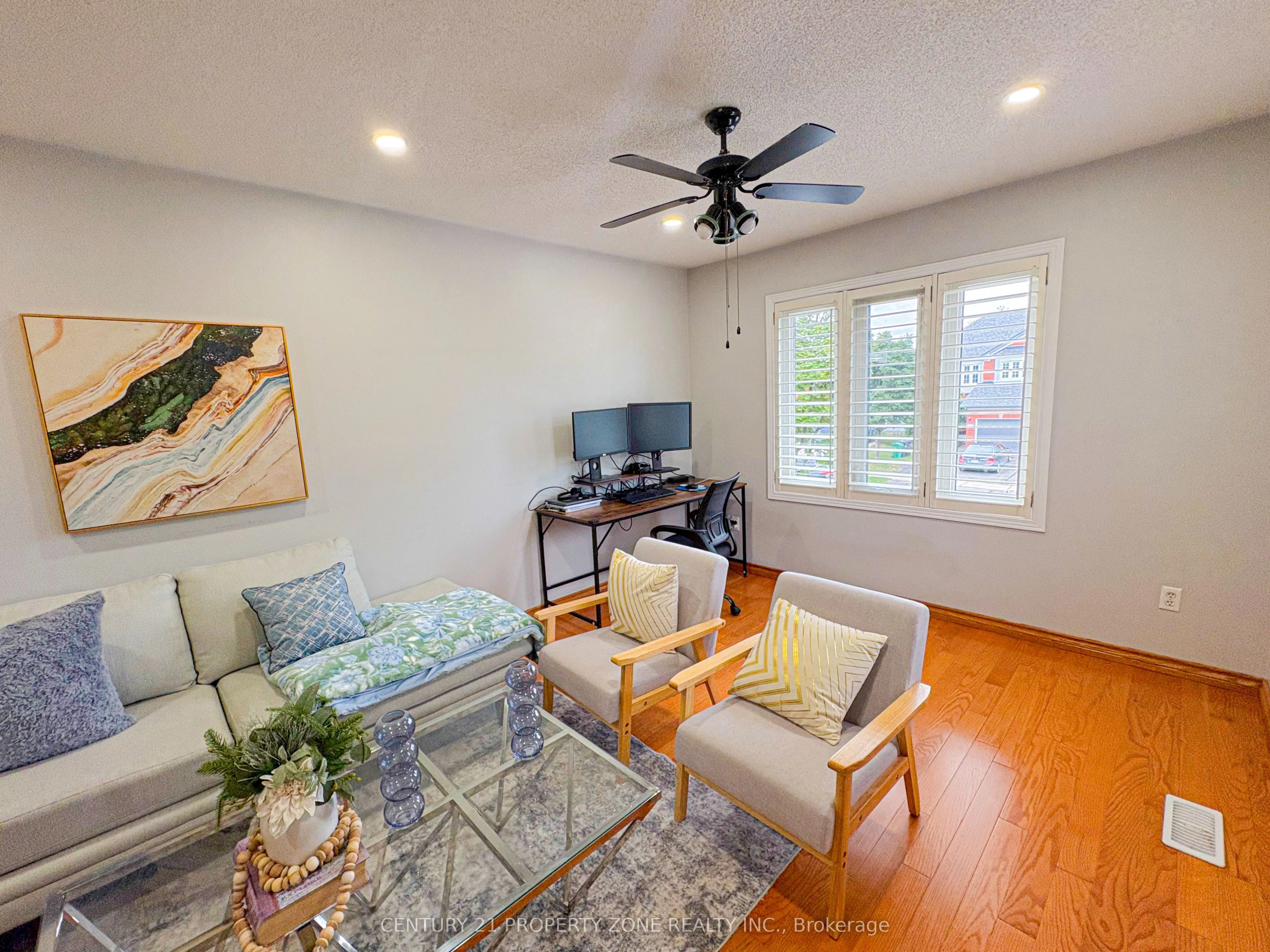 5456 Palmerston Crescent