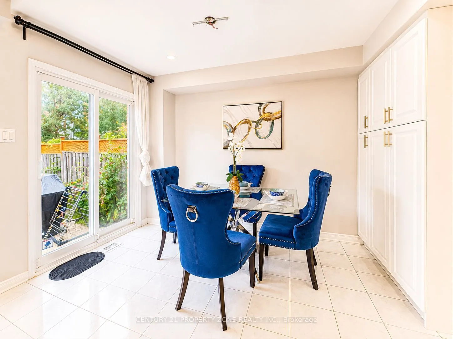 5456 Palmerston Crescent
