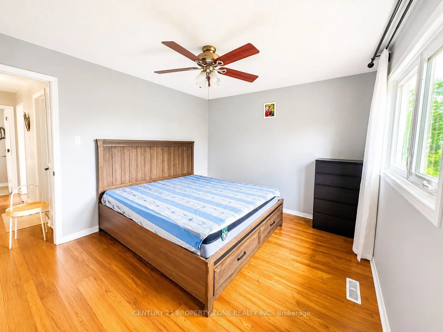5456 Palmerston Crescent
