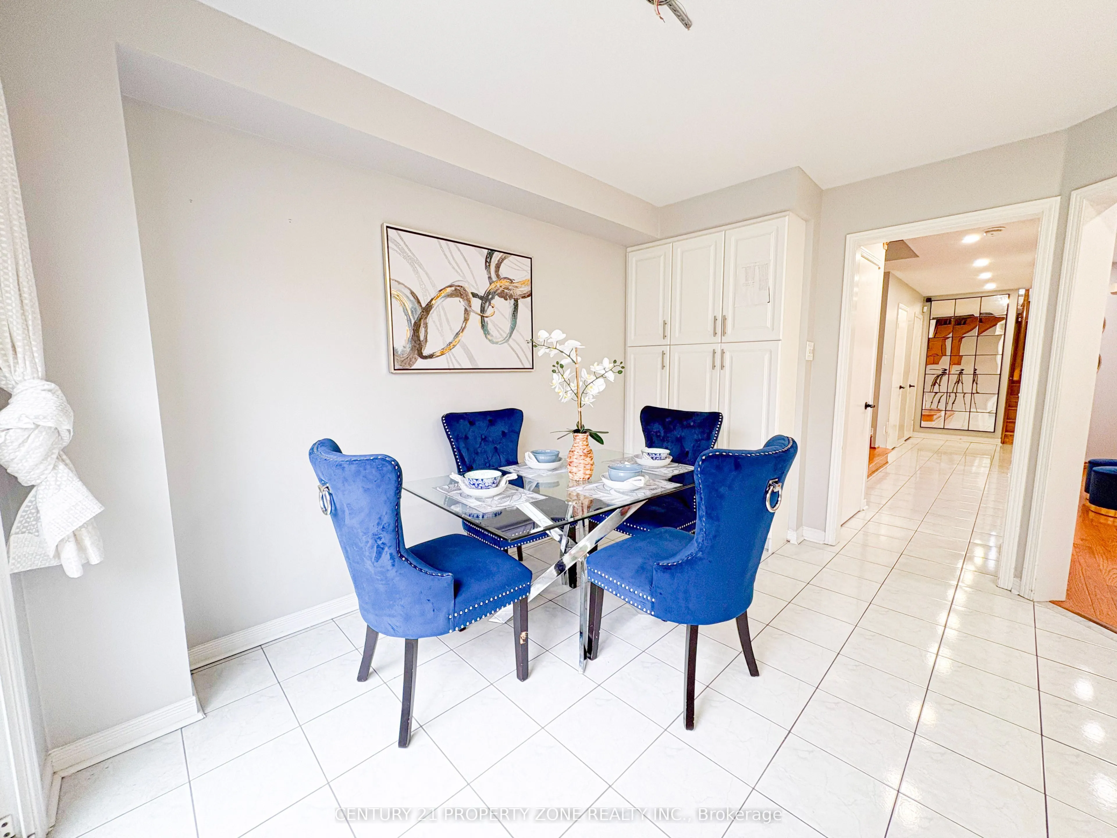 5456 Palmerston Crescent