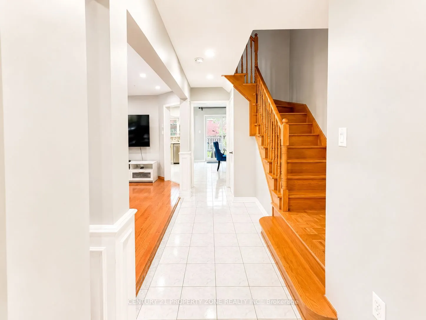 5456 Palmerston Crescent