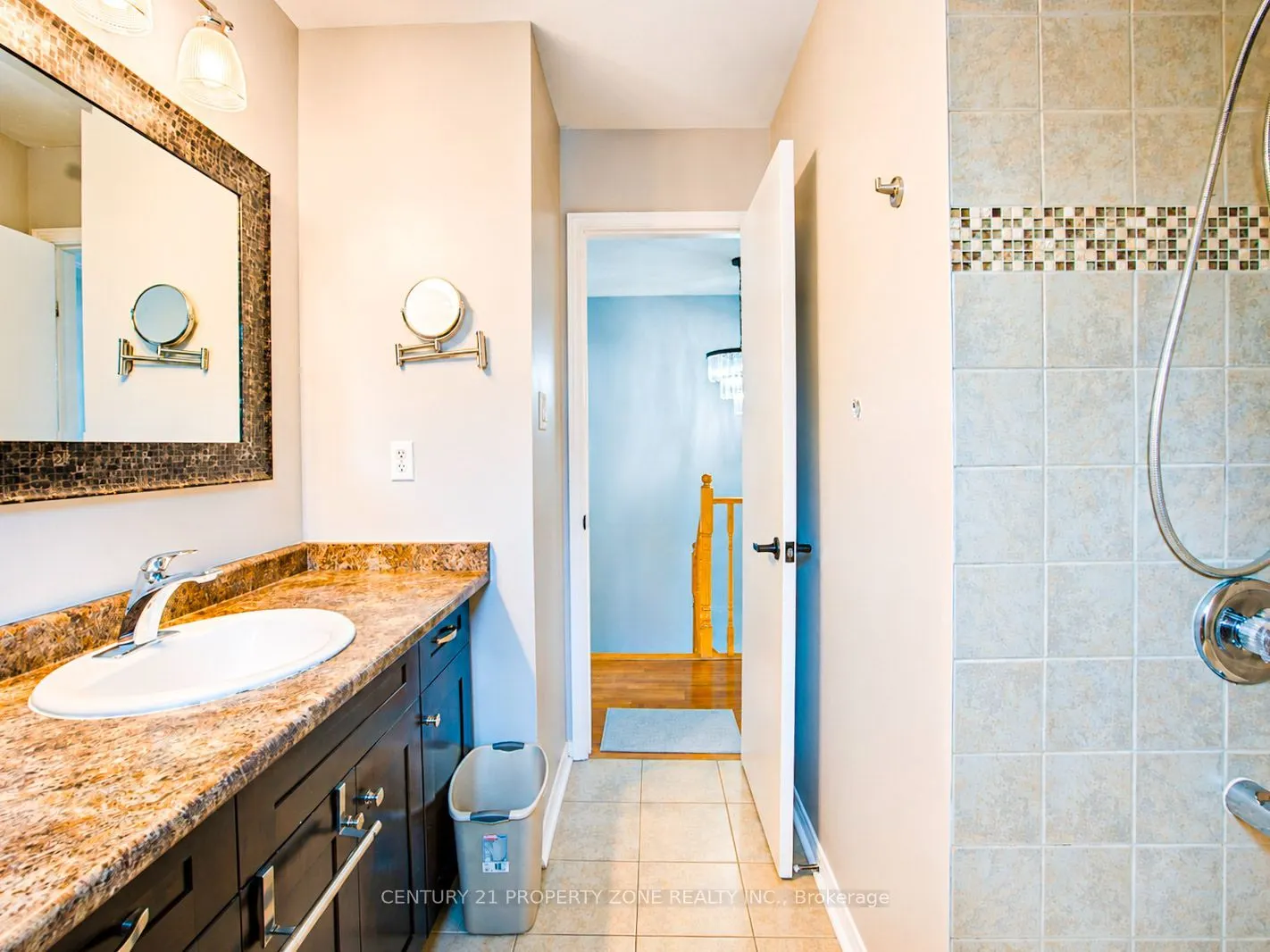 5456 Palmerston Crescent
