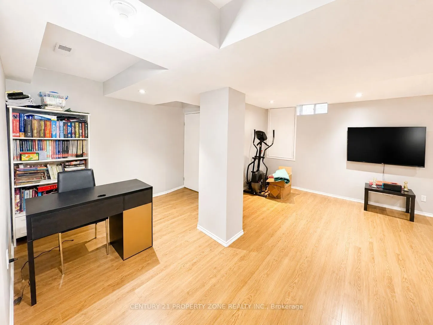 5456 Palmerston Crescent