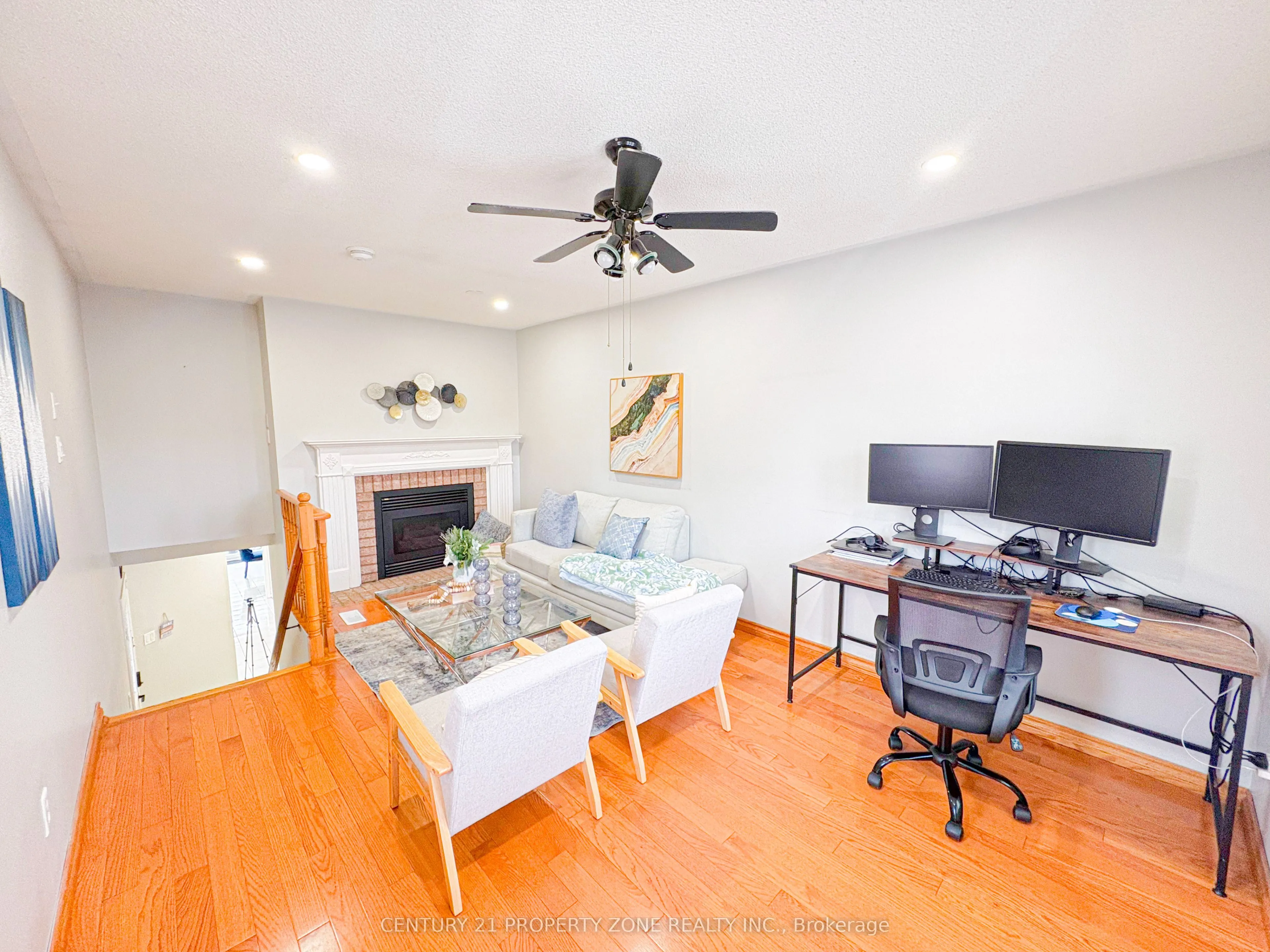 5456 Palmerston Crescent
