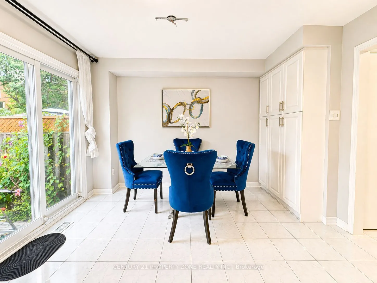5456 Palmerston Crescent