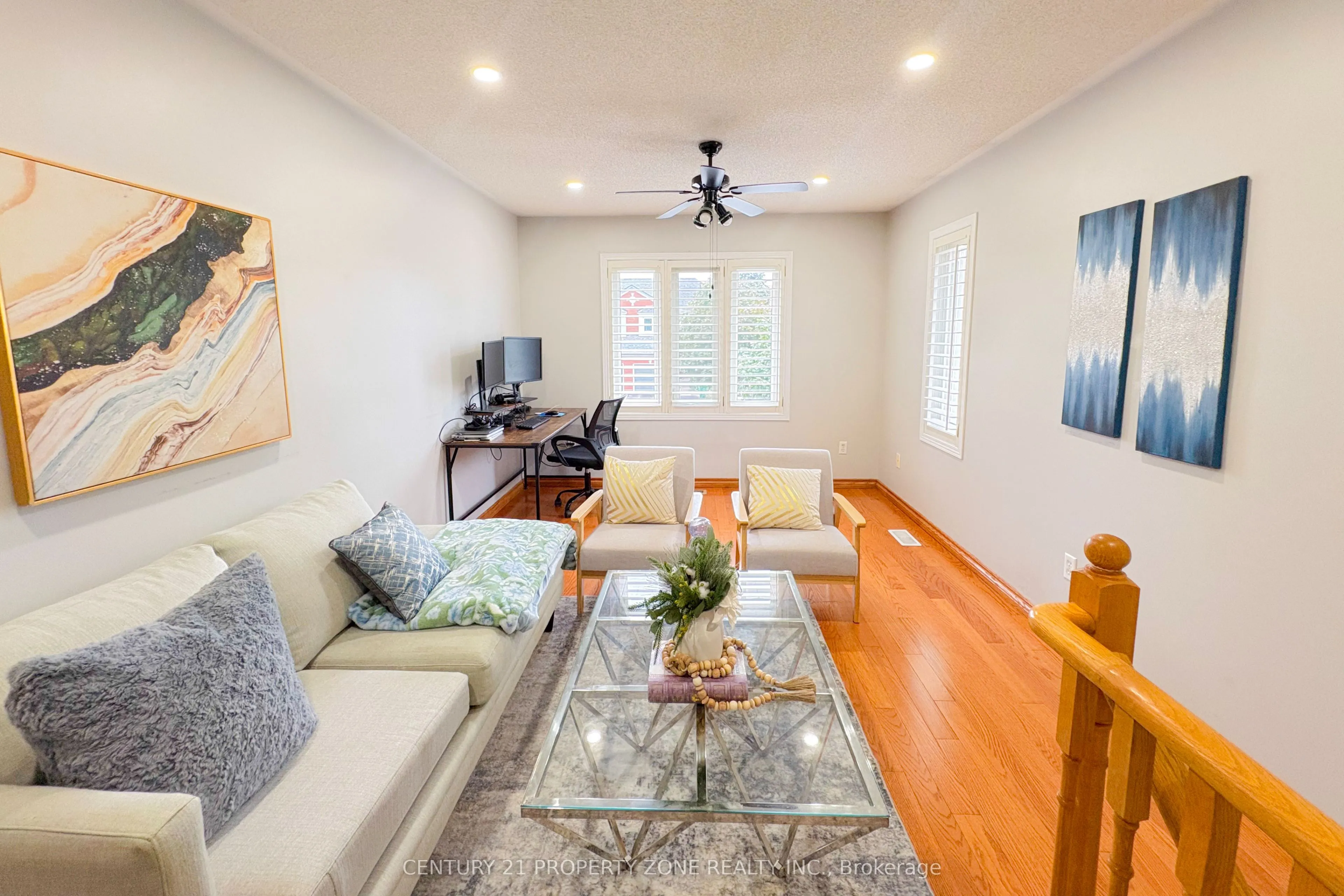 5456 Palmerston Crescent