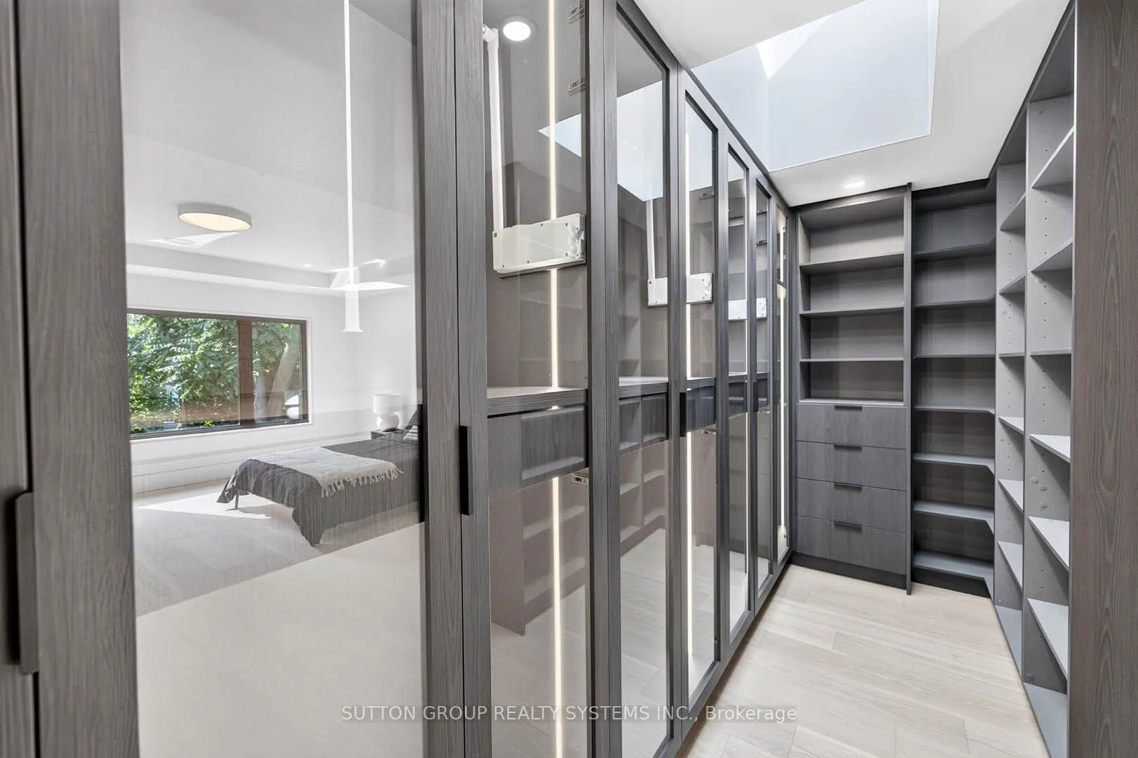 2052 Redan Drive