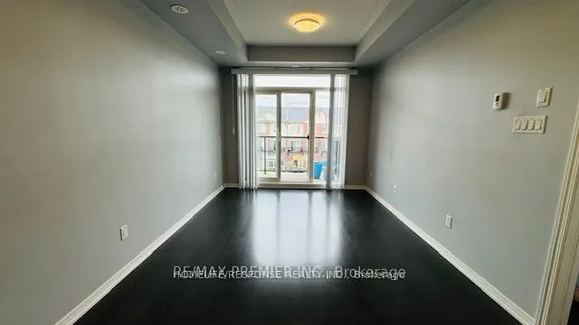 54 SKY HARBOUR Drive #313