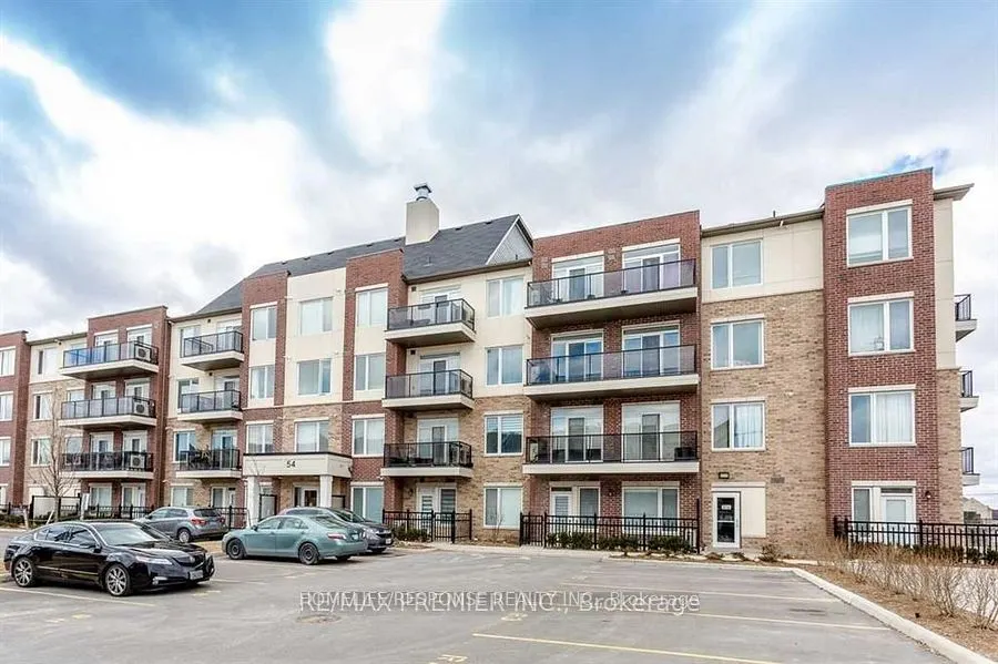 54 SKY HARBOUR Drive #313