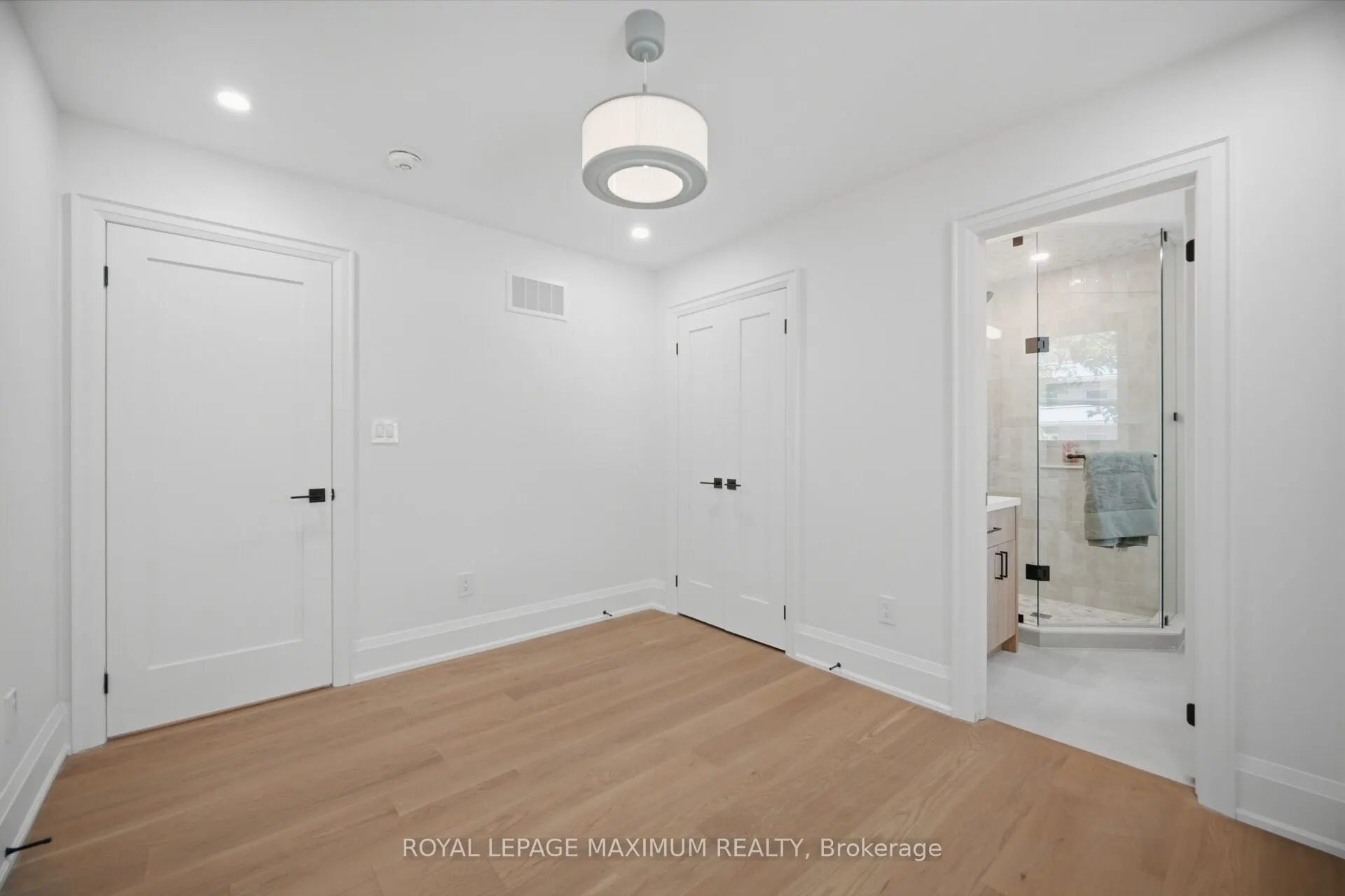 11 Park Boulevard