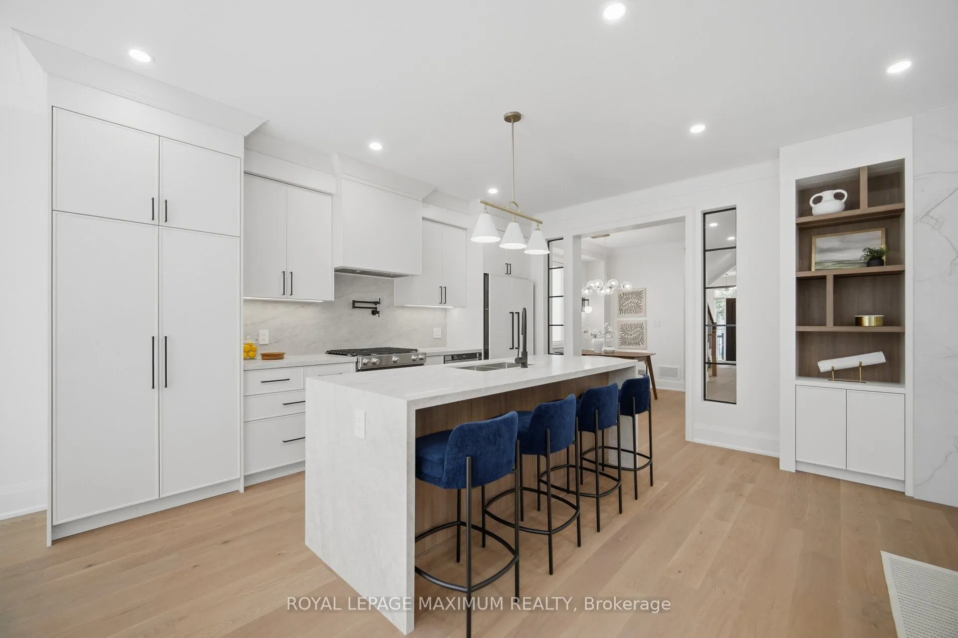 11 Park Boulevard