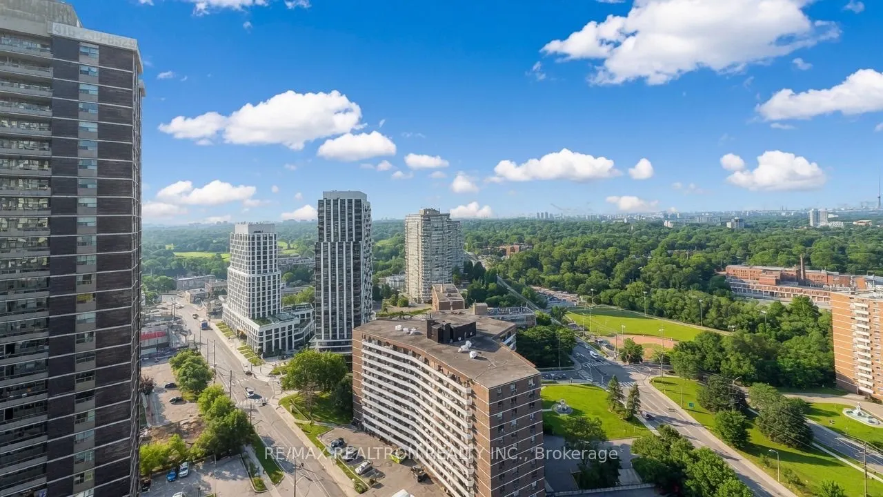 5 Mabelle Avenue #2533