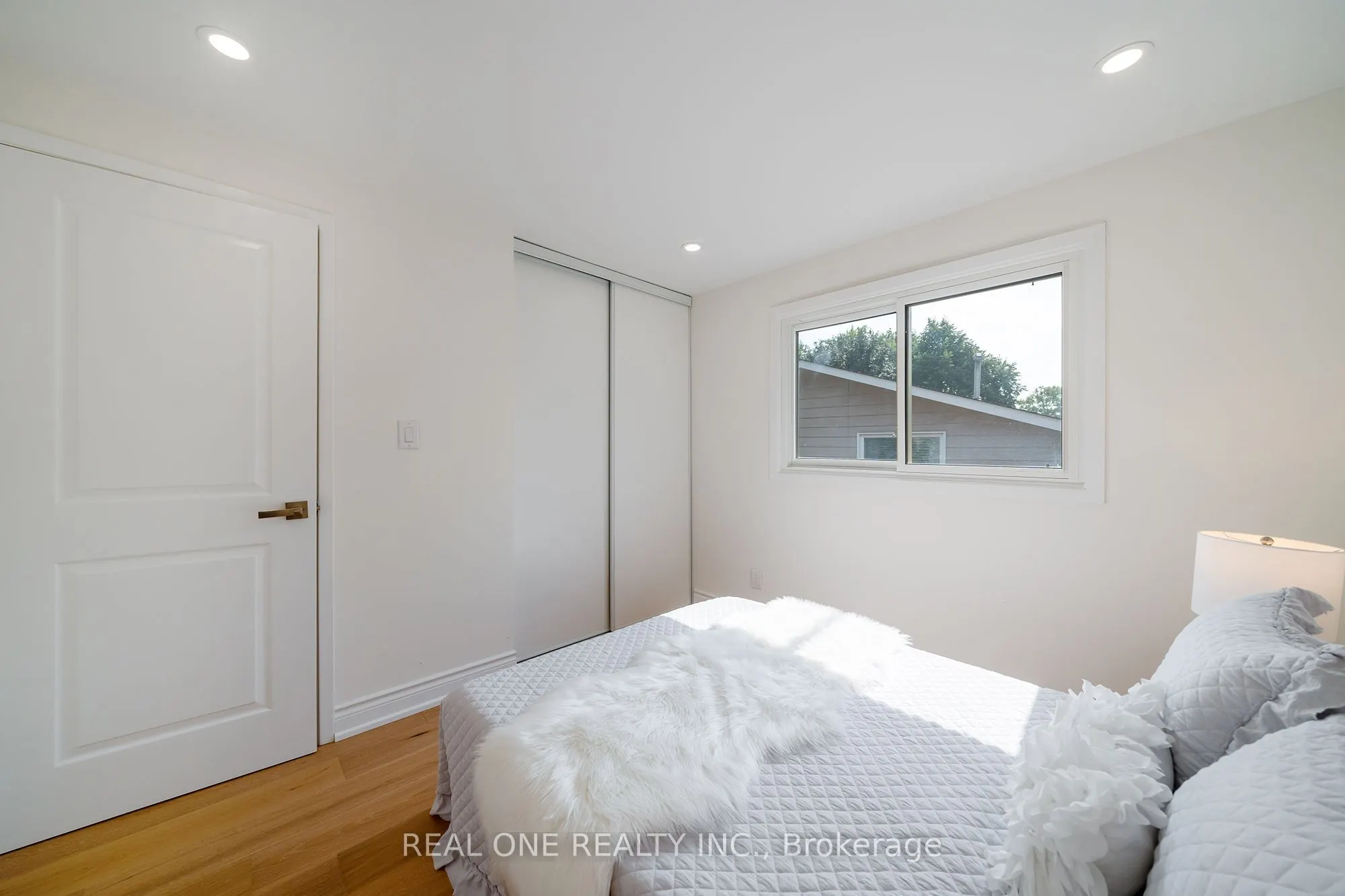 3148 Bentworth Drive