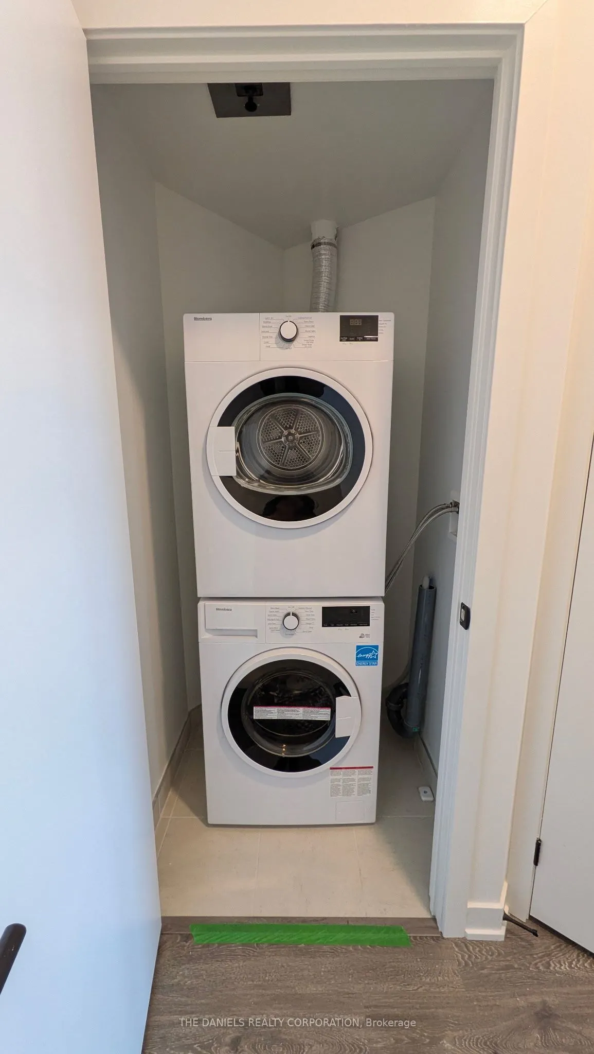 2495 Eglinton Avenue E #2401