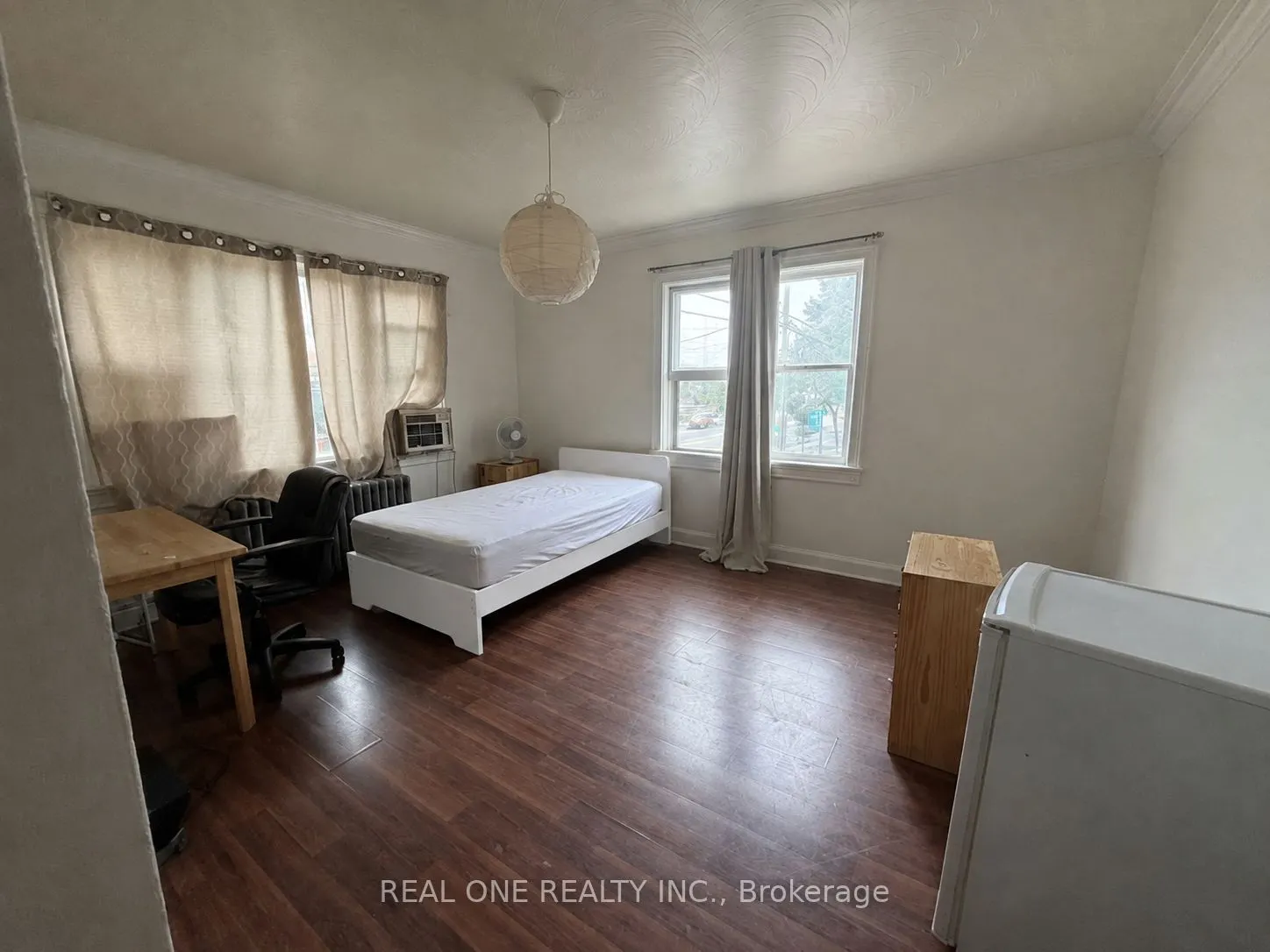 3287 Lake Shore Boulevard W #Room2