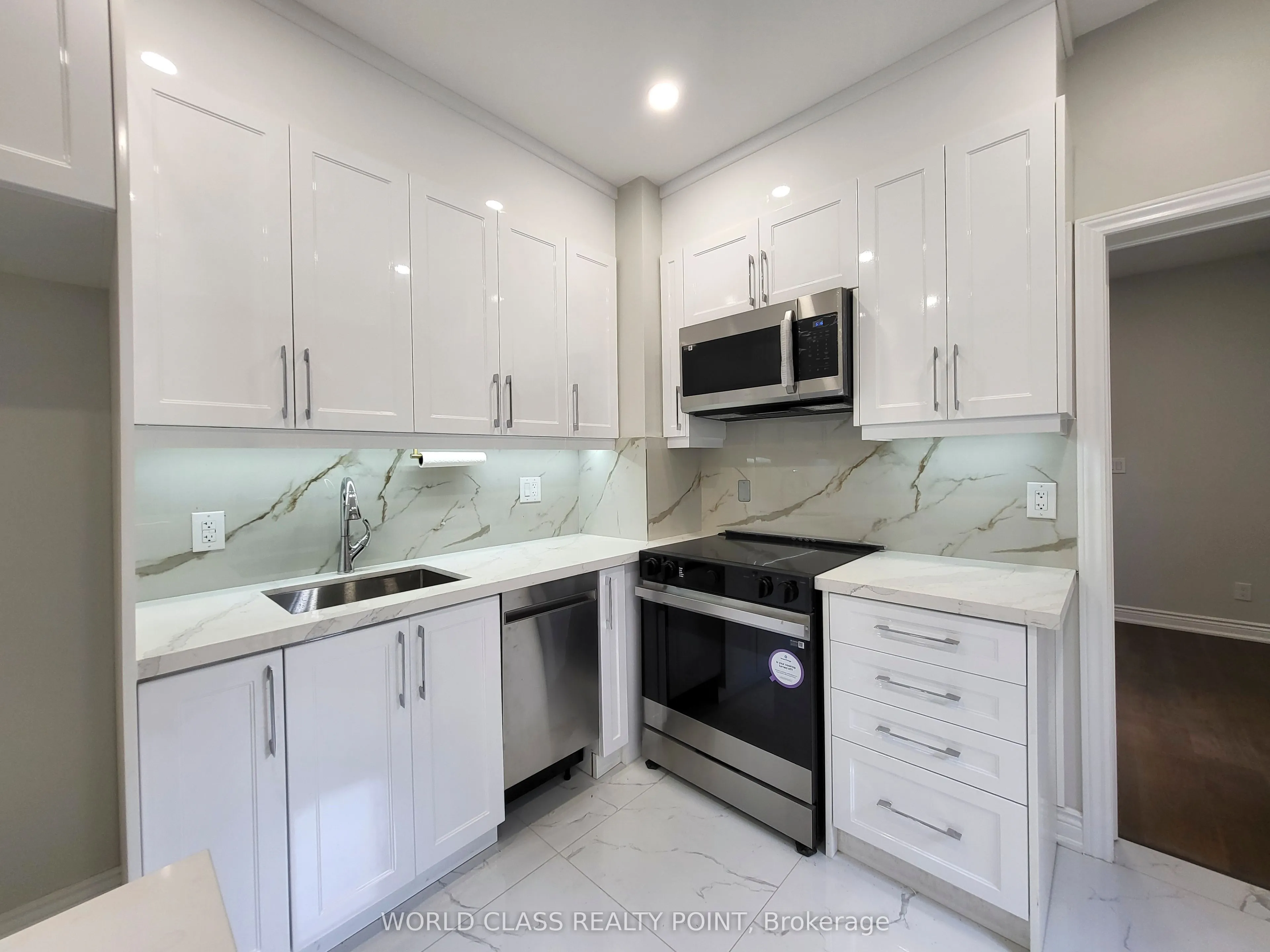 49 Vine Avenue #MAIN