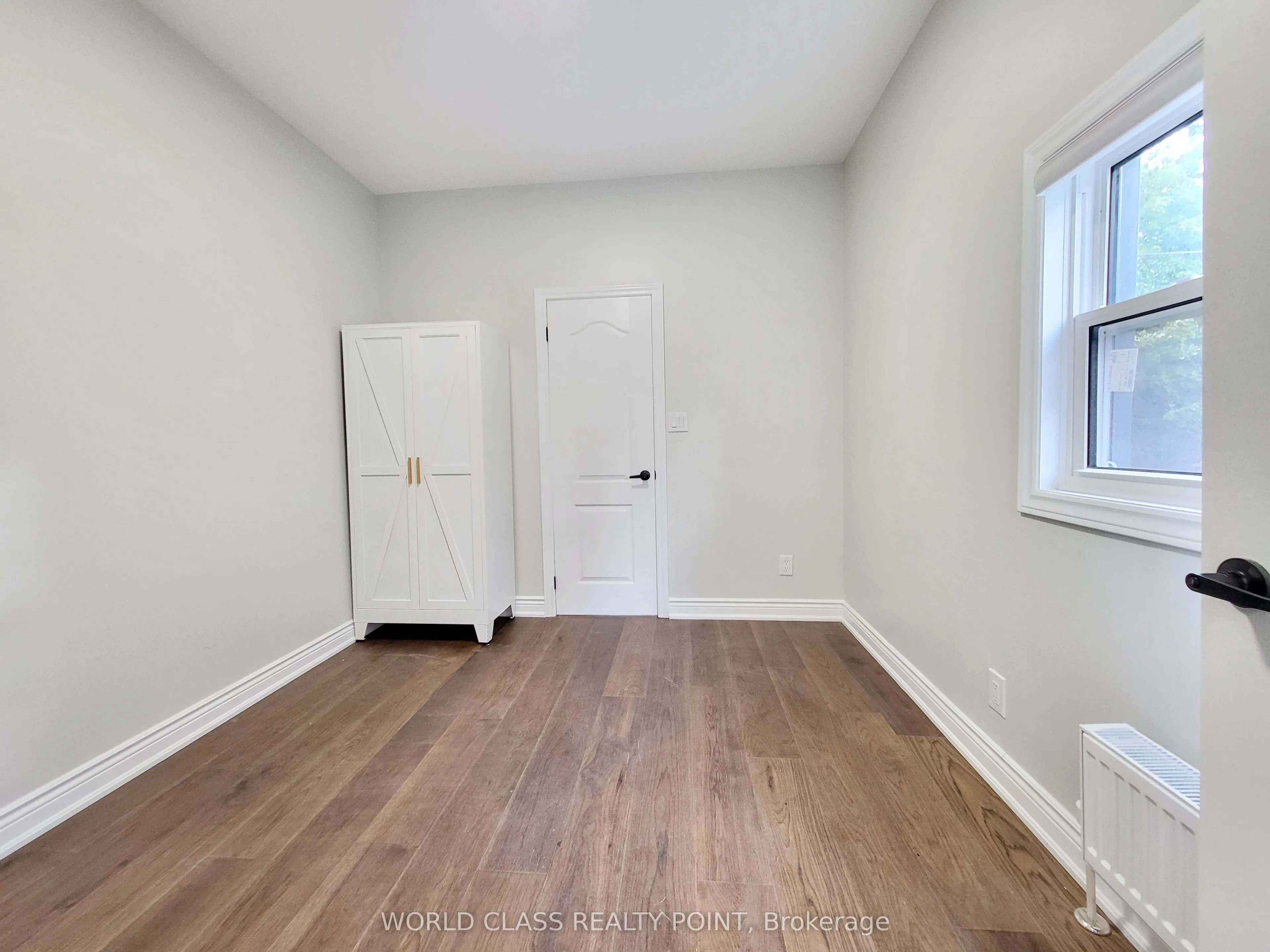 49 Vine Avenue #MAIN