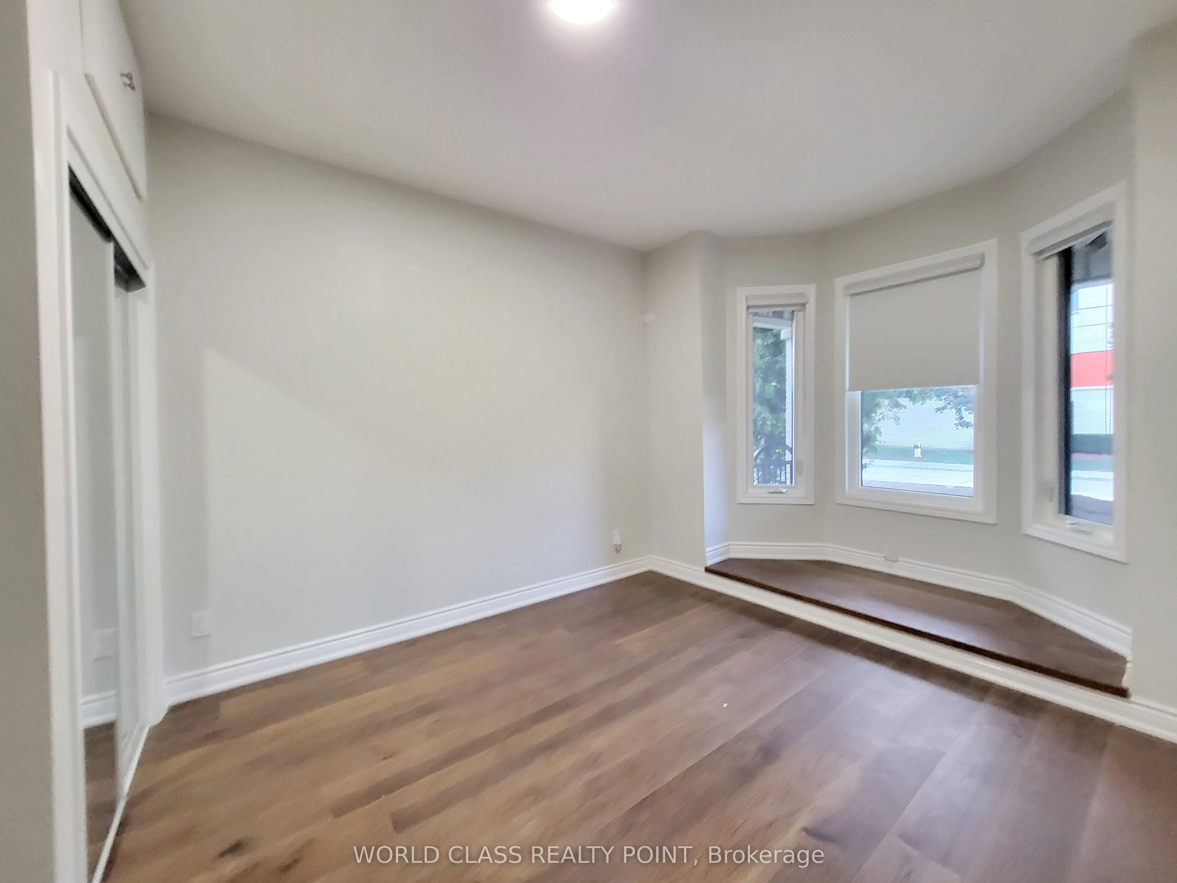 49 Vine Avenue #MAIN